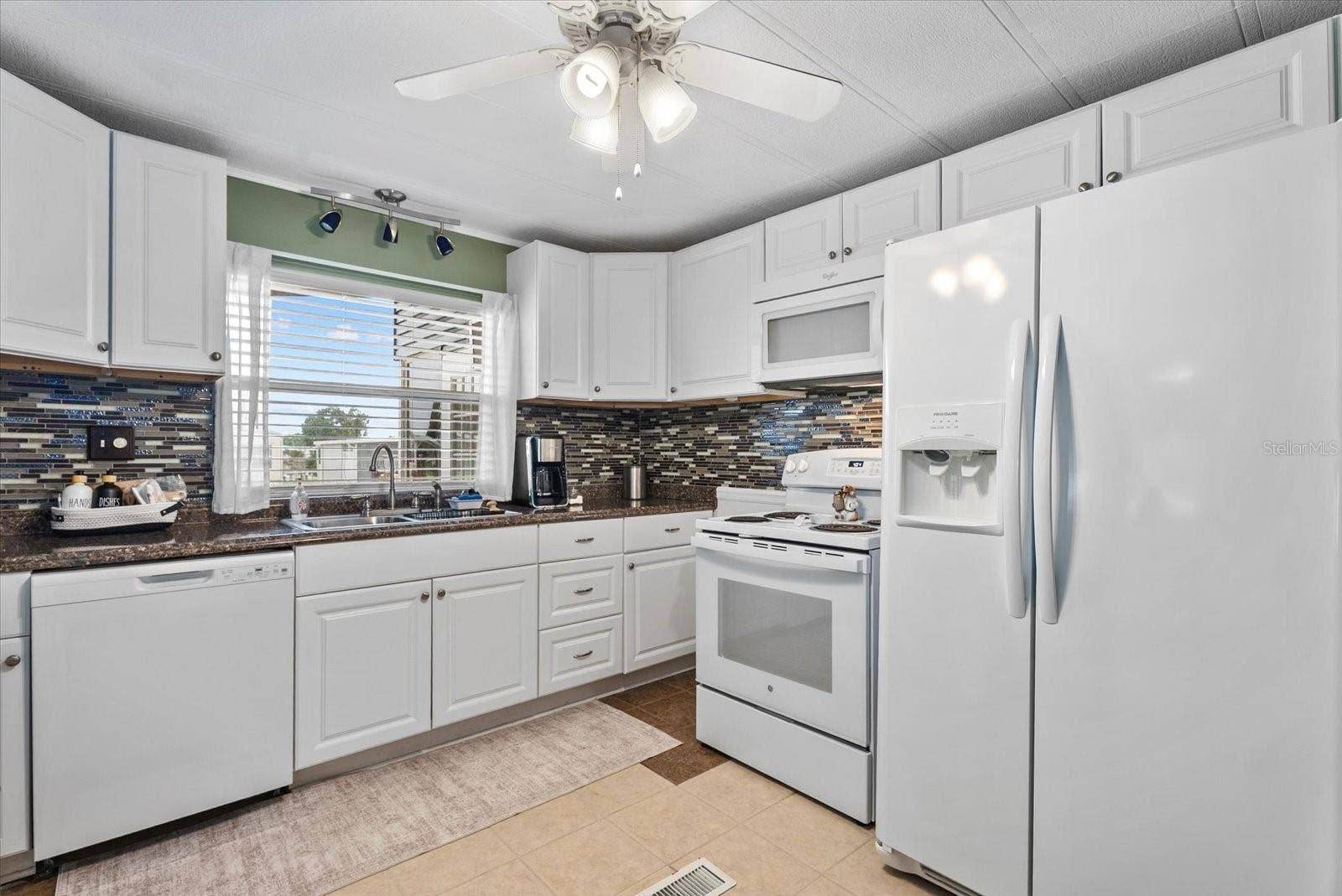 560 FAIRMOUNT DRIVE, North Port, FL 34287 560 FAIRMOUNT DRIVE, North Port, FL 34287