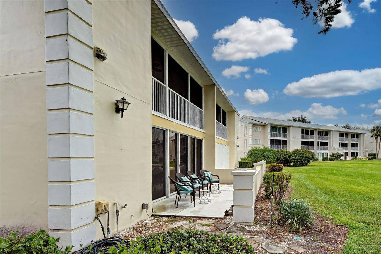 435 CERROMAR LANE, #329, Venice, FL 34293