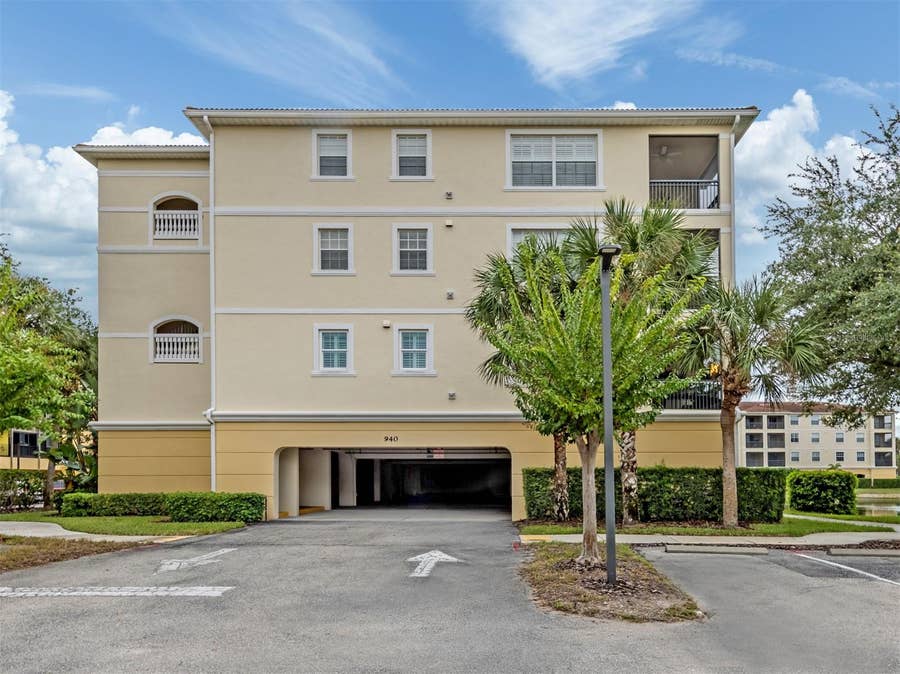 Property photo for 940 COOPER STREET, #202, Venice, FL