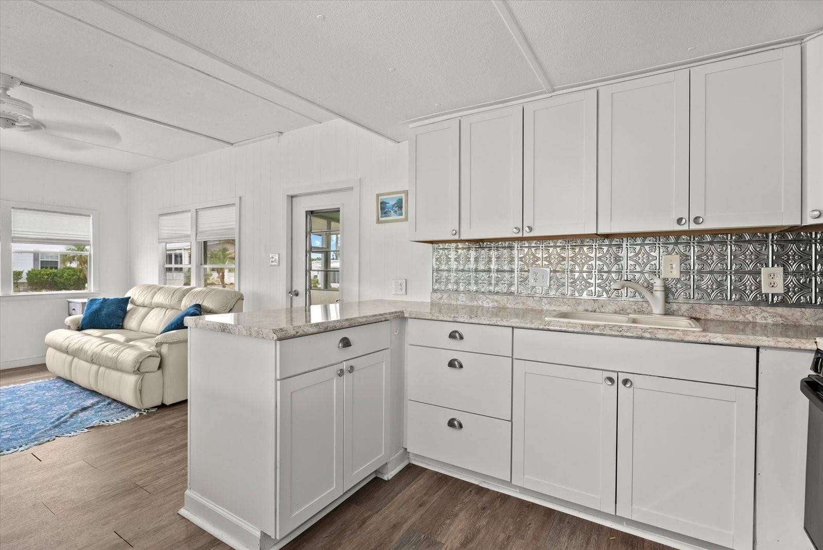 225 BLACKBURN BOULEVARD, North Port, FL 34287