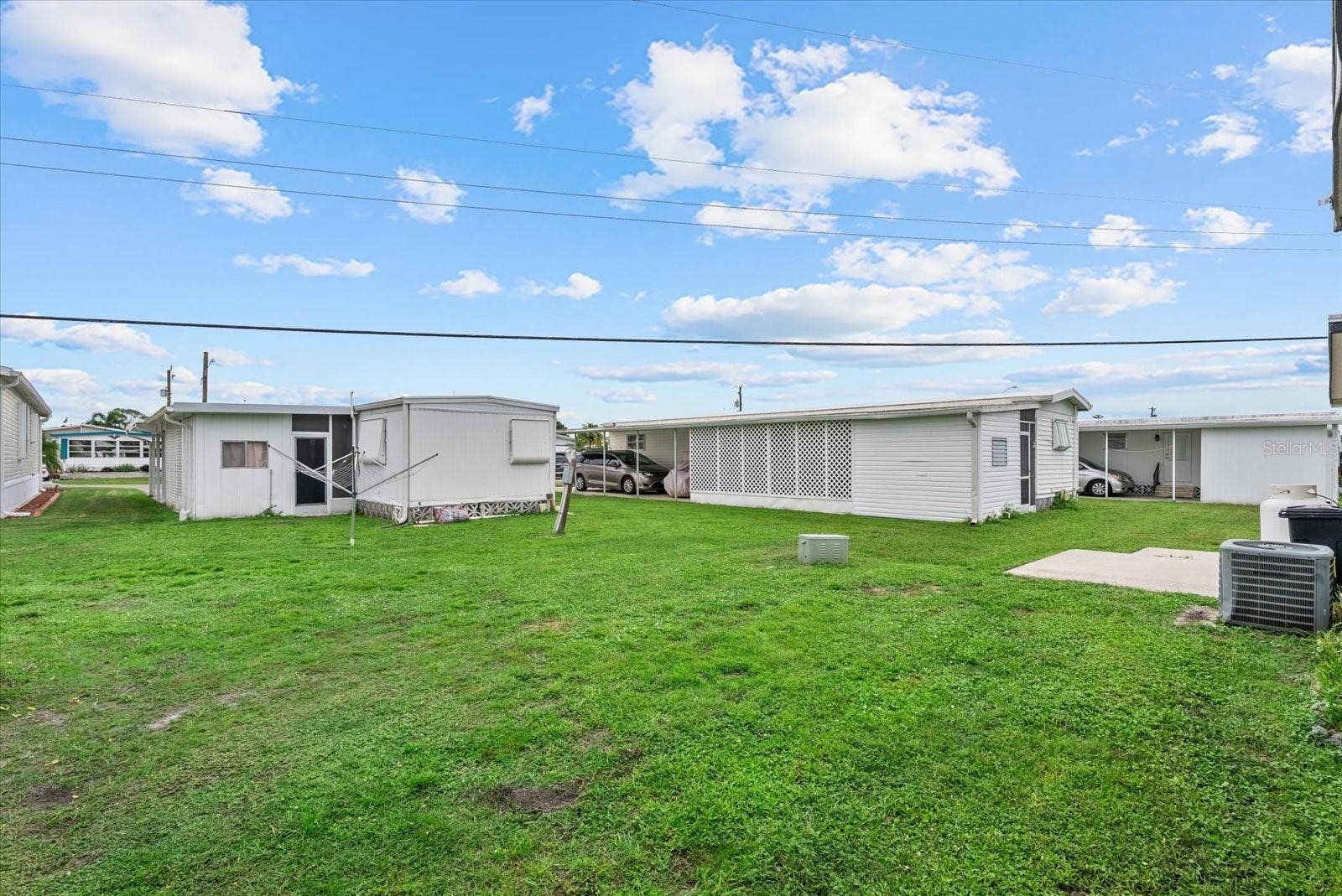 225 BLACKBURN BOULEVARD, North Port, FL 34287