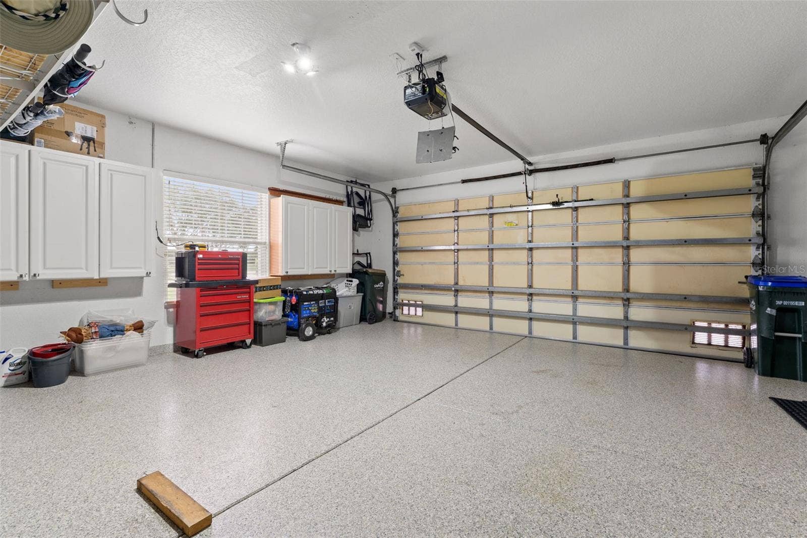 13150 GUYANA STREET, Venice, FL 34293 Plenty of storage