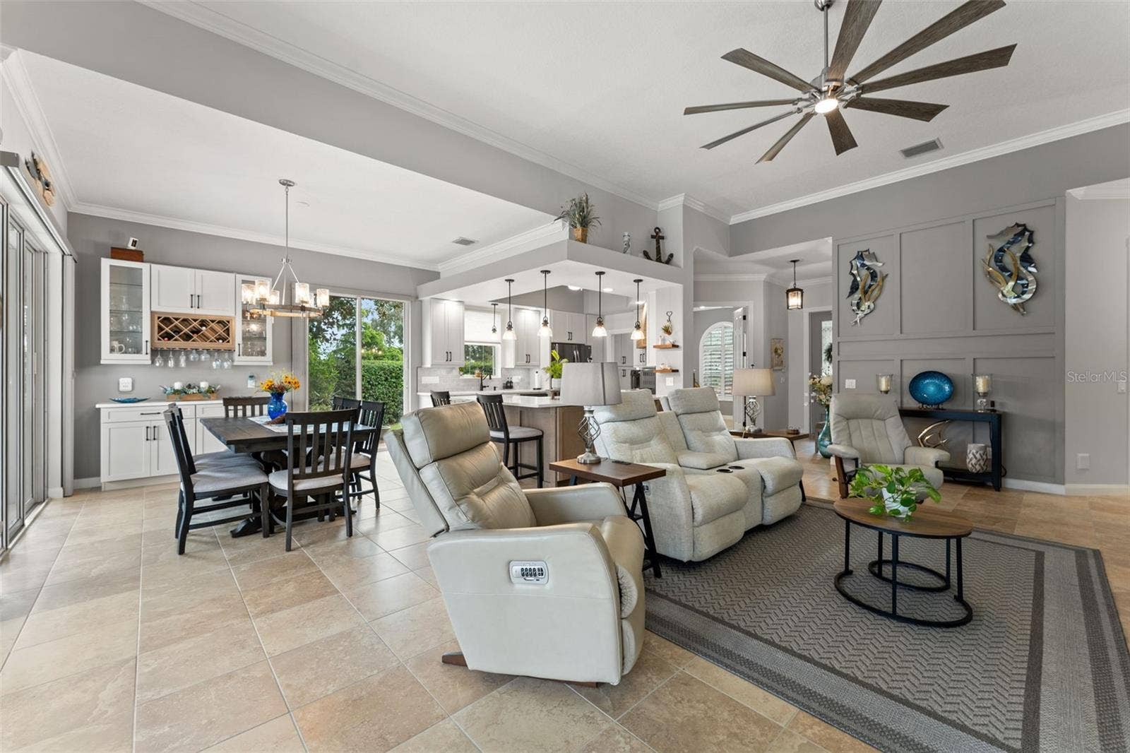13150 GUYANA STREET, Venice, FL 34293 Bright living room
