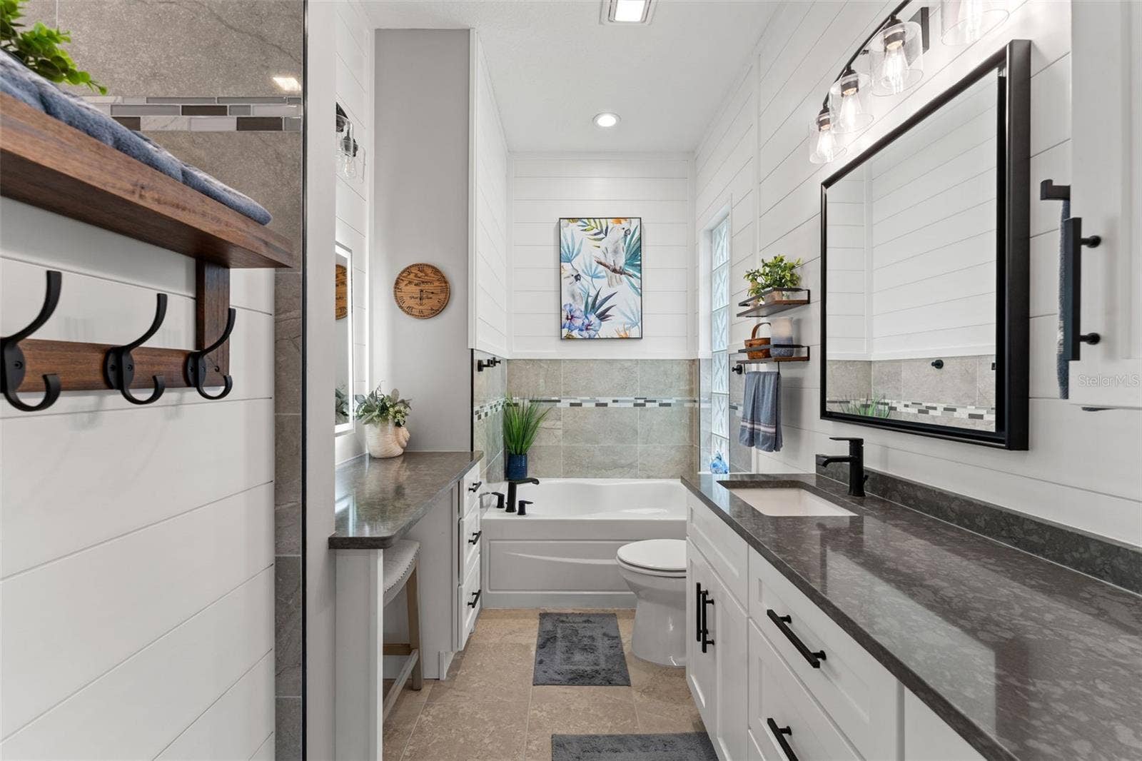 13150 GUYANA STREET, Venice, FL 34293 Full bathroom