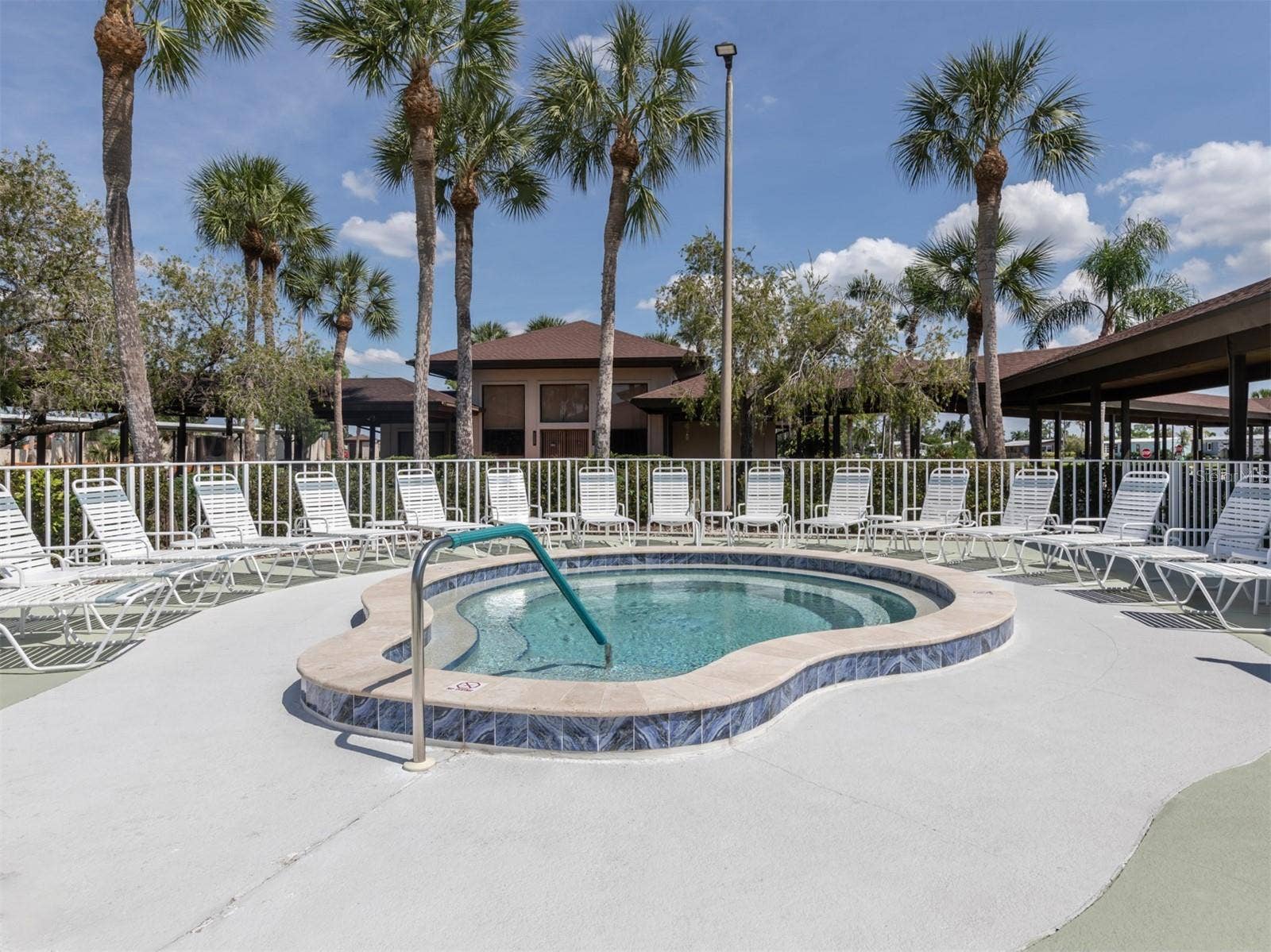 196 PALM HARBOR DRIVE, North Port, FL 34287 196 PALM HARBOR DRIVE, North Port, FL 34287