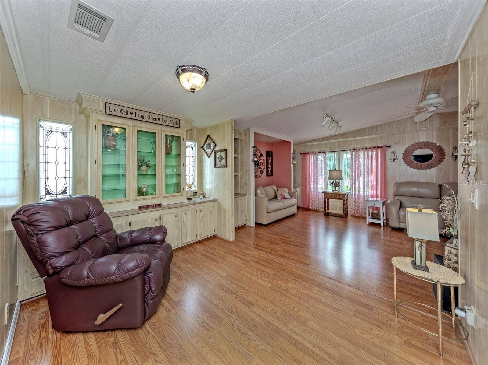 196 PALM HARBOR DRIVE, North Port, FL 34287 196 PALM HARBOR DRIVE, North Port, FL 34287