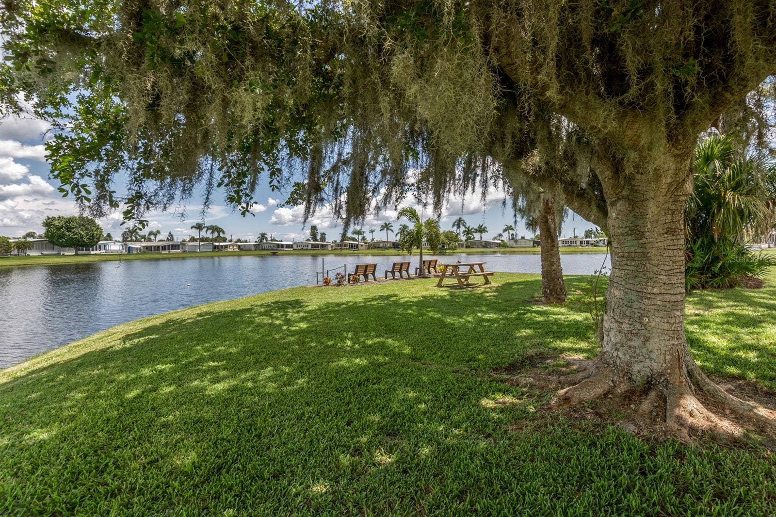 196 PALM HARBOR DRIVE, North Port, FL 34287 196 PALM HARBOR DRIVE, North Port, FL 34287