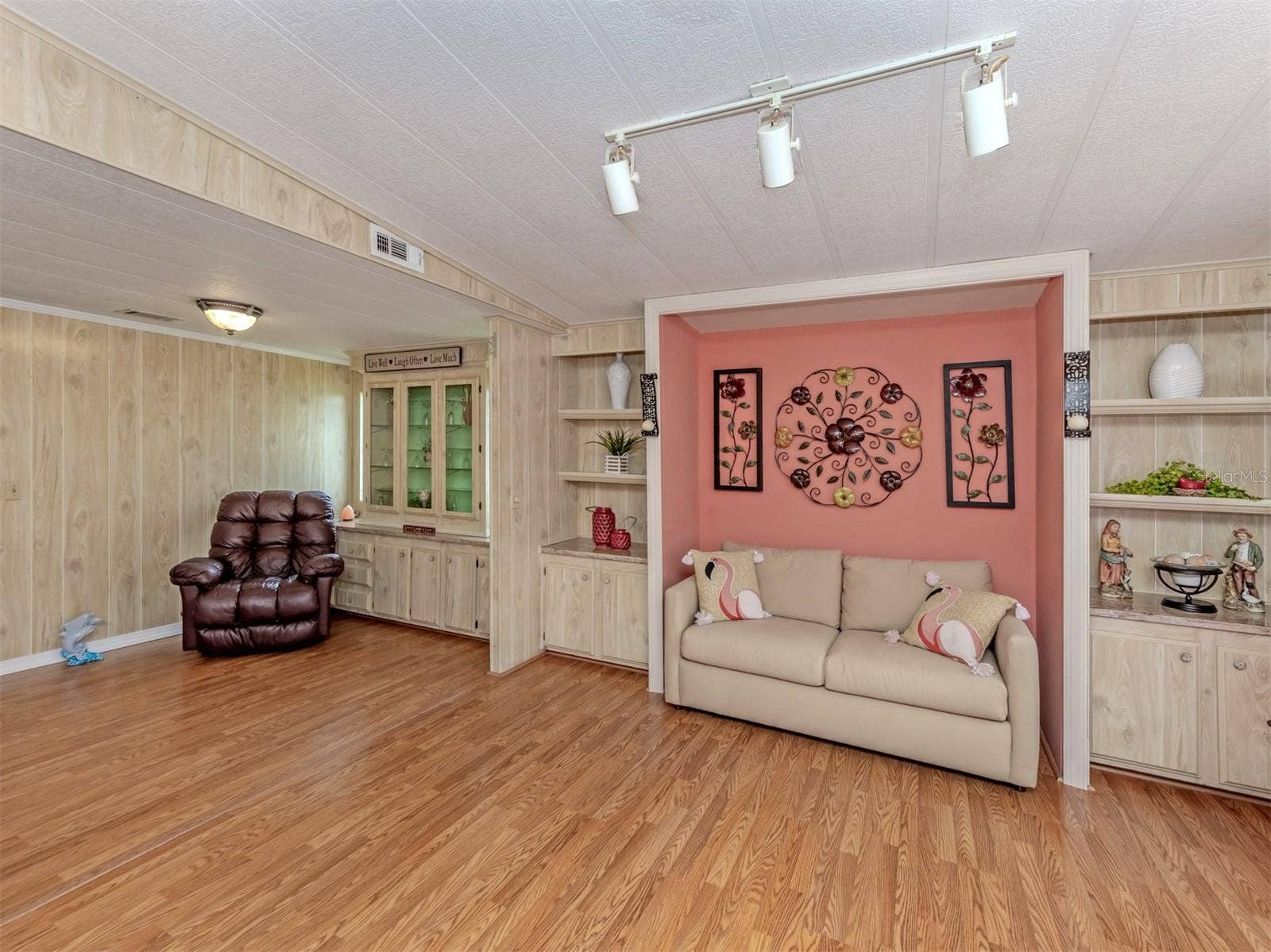 196 PALM HARBOR DRIVE, North Port, FL 34287 196 PALM HARBOR DRIVE, North Port, FL 34287