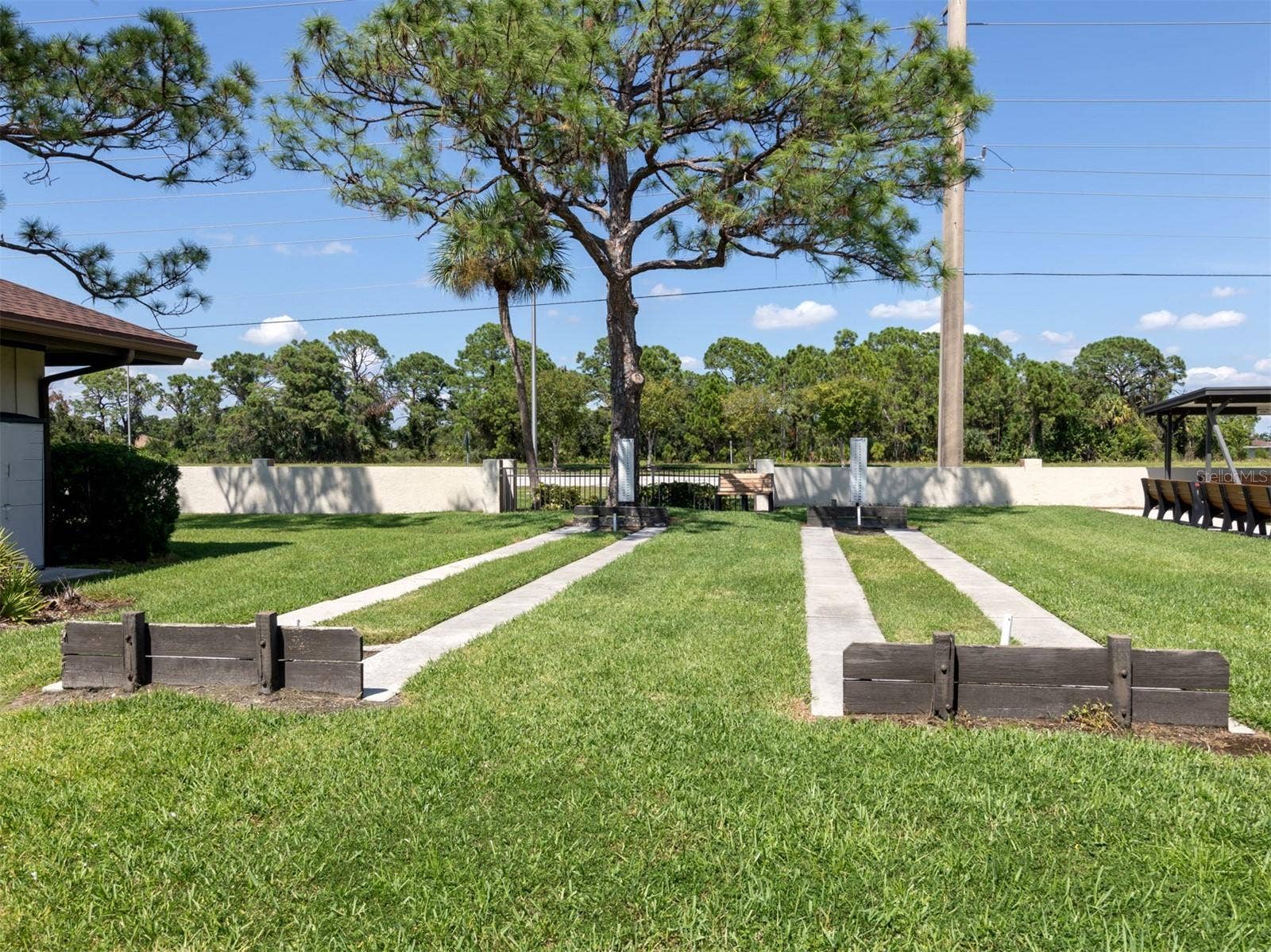 196 PALM HARBOR DRIVE, North Port, FL 34287 196 PALM HARBOR DRIVE, North Port, FL 34287