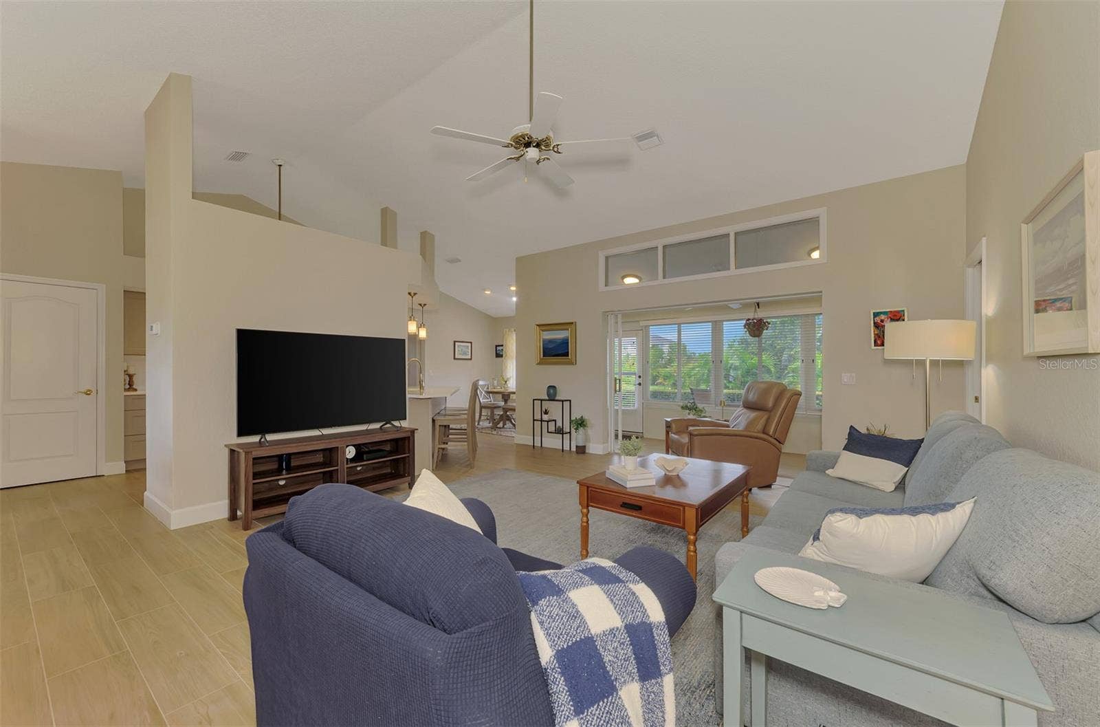 426 BERMUDA ISLES CIRCLE, Venice, FL 34292 426 BERMUDA ISLES CIRCLE, Venice, FL 34292