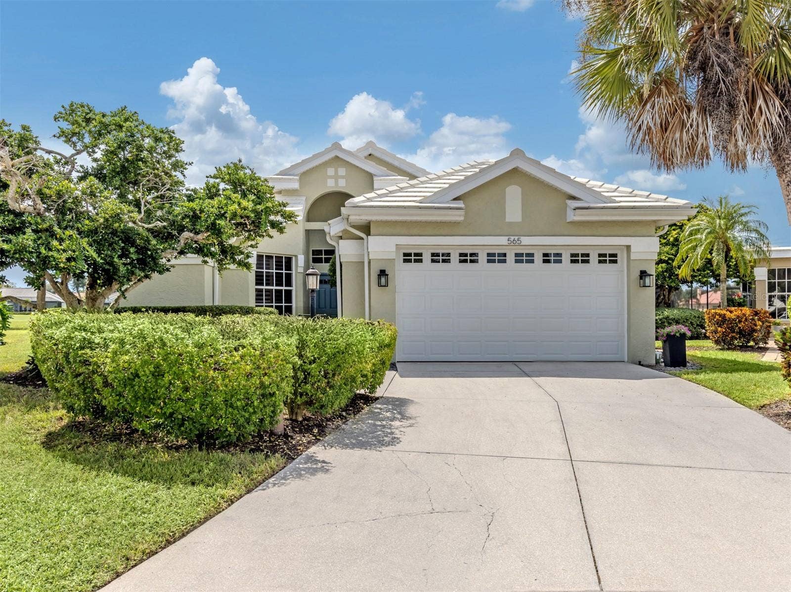 565 FALLBROOK DRIVE, Venice, FL 34292