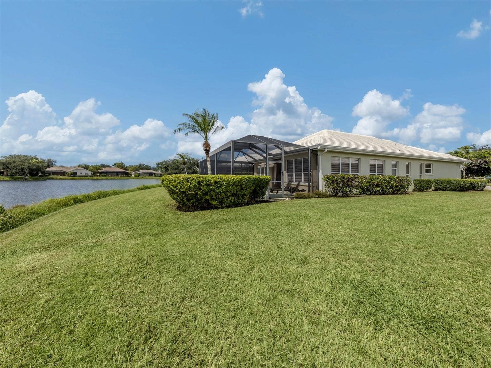 565 FALLBROOK DRIVE, Venice, FL 34292