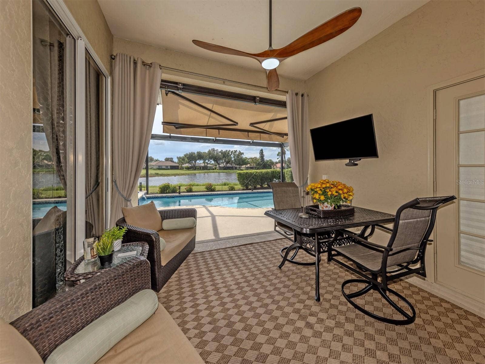 565 FALLBROOK DRIVE, Venice, FL 34292