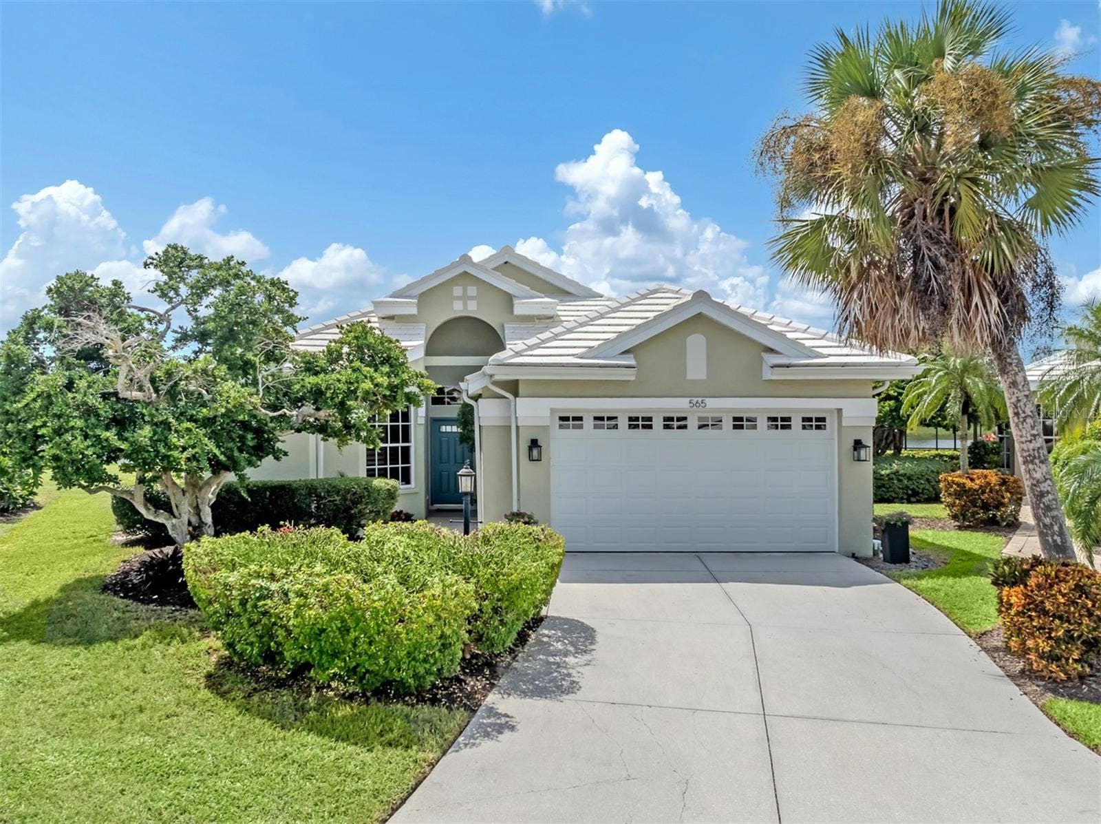 565 FALLBROOK DRIVE, Venice, FL 34292