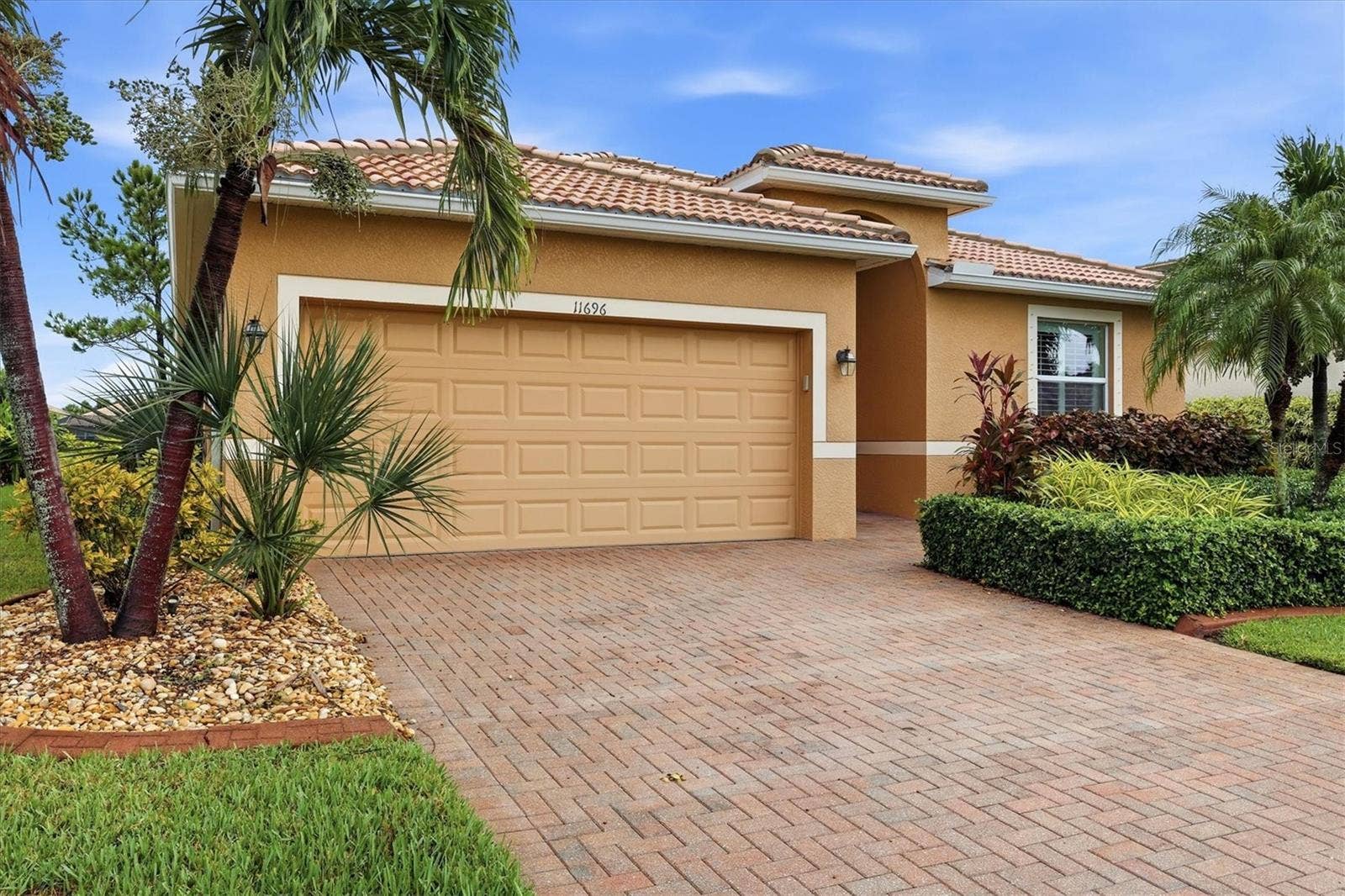 11696 SPOTTED MARGAY AVENUE, Venice, FL 34292 11696 SPOTTED MARGAY AVENUE, Venice, FL 34292