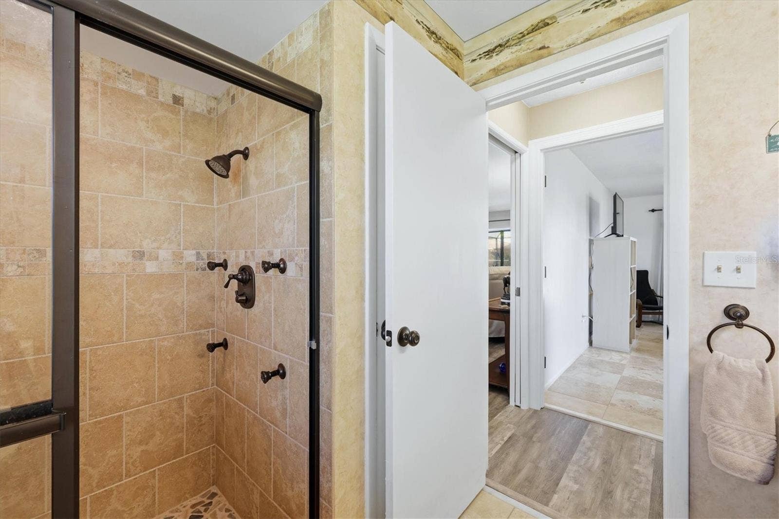 1714 CORAL SANDS COURT, Venice, FL 34293