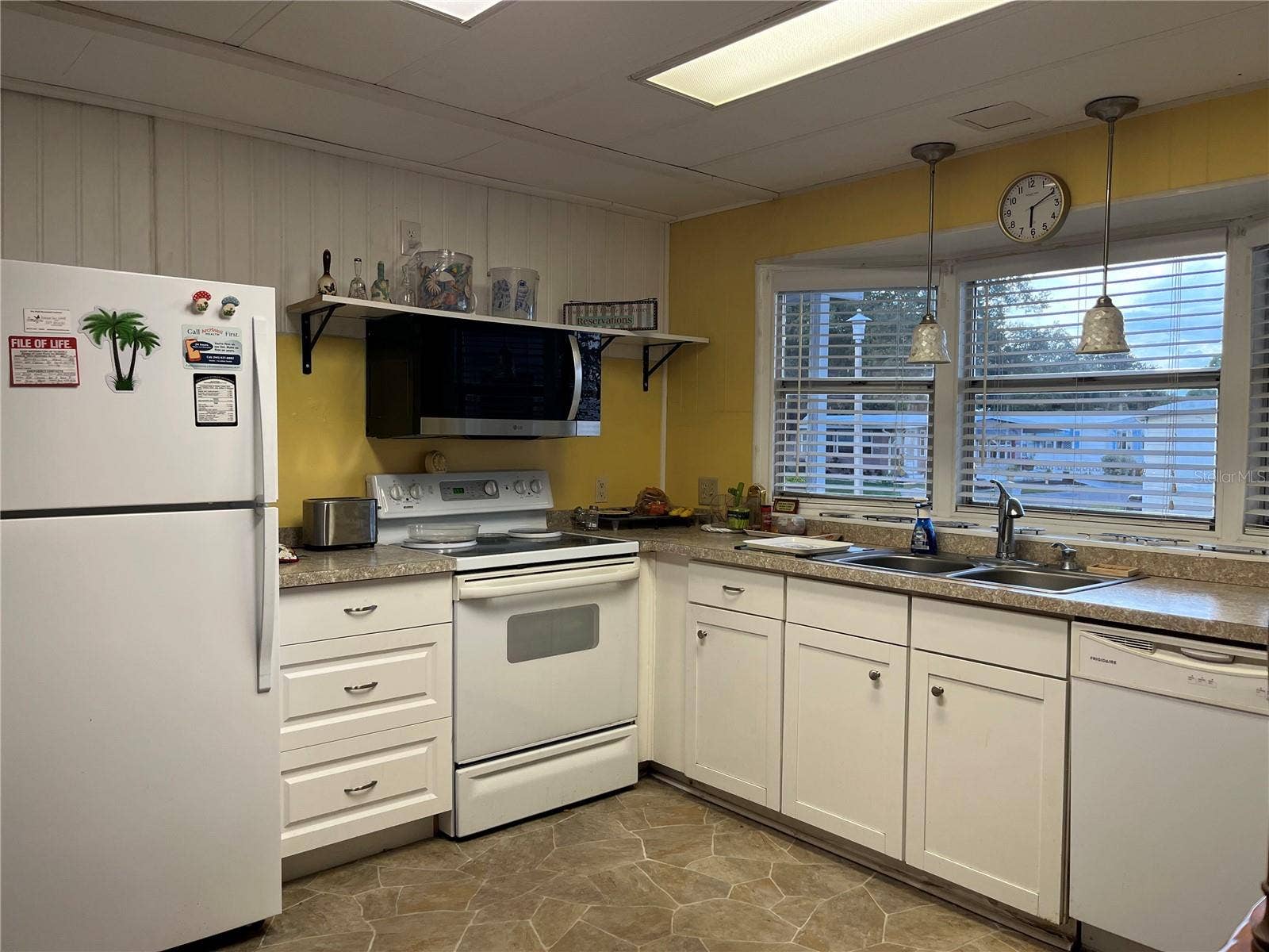 804 CERVINA DRIVE N, Venice, FL 34285 804 CERVINA DRIVE N, Venice, FL 34285