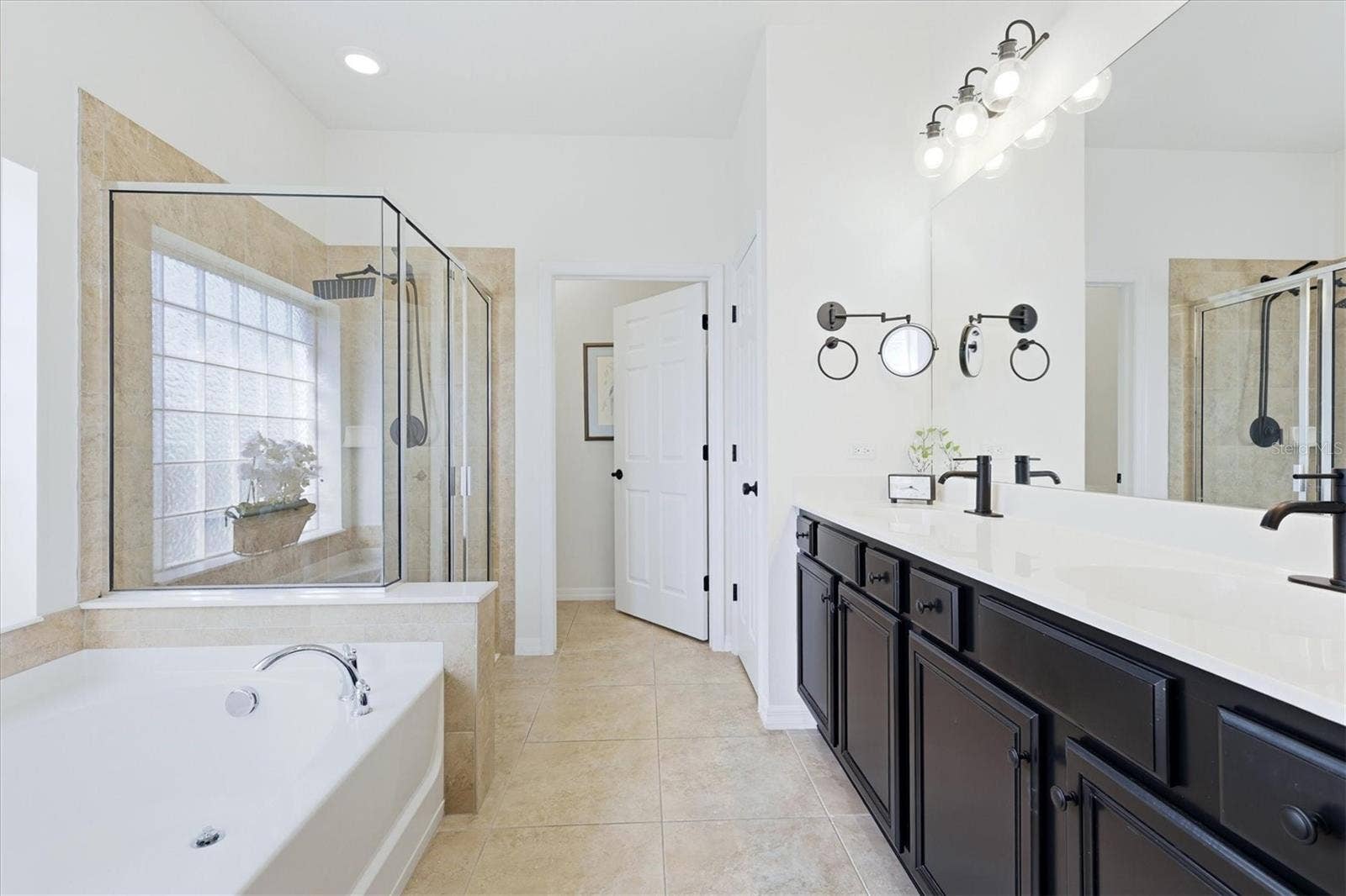 19256 JALISCA STREET, Venice, FL 34293 19256 JALISCA STREET, Venice, FL 34293