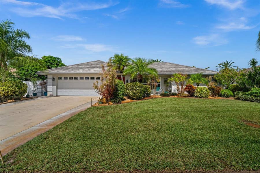 Property photo for 518 DOVER DRIVE S, Englewood, FL