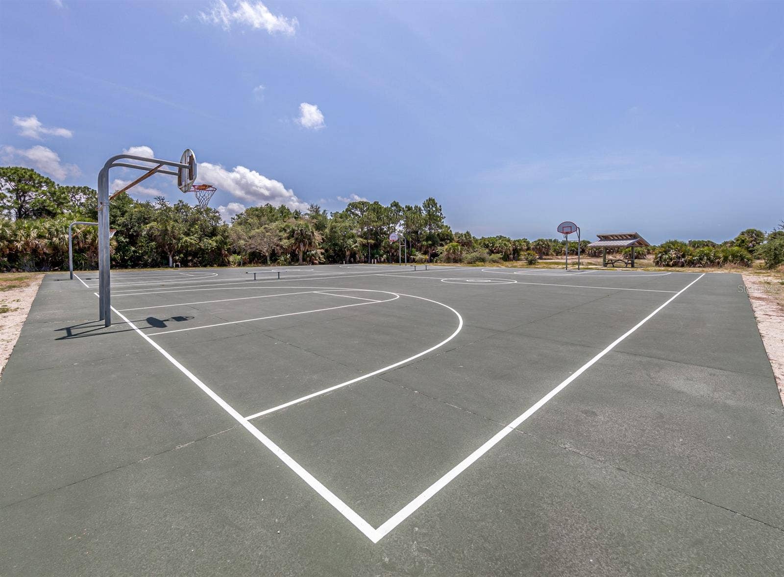 5839 MCKINLEY ROAD, Venice, FL 34293 5839 MCKINLEY ROAD, Venice, FL 34293