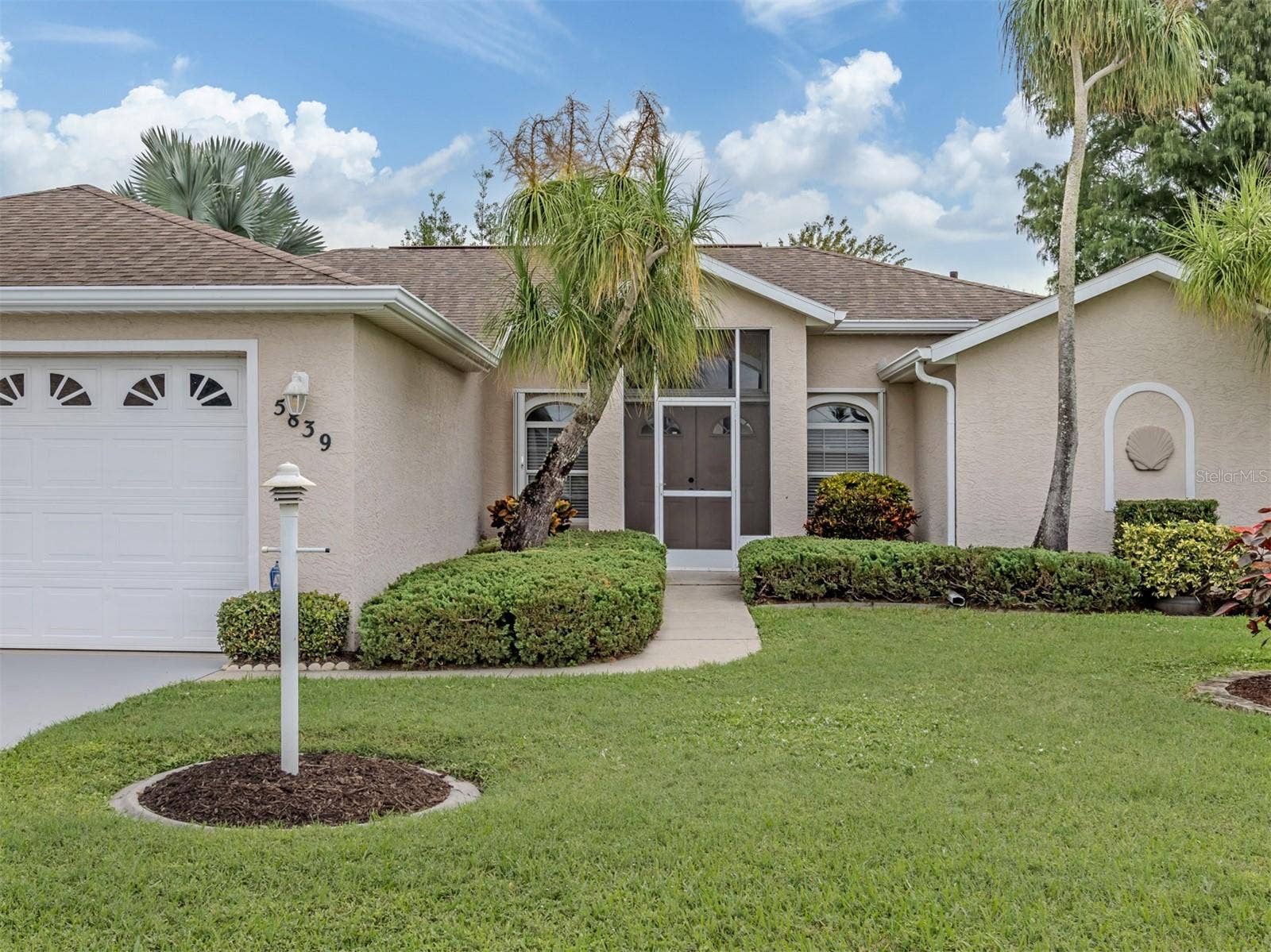 5839 MCKINLEY ROAD, Venice, FL 34293 5839 MCKINLEY ROAD, Venice, FL 34293