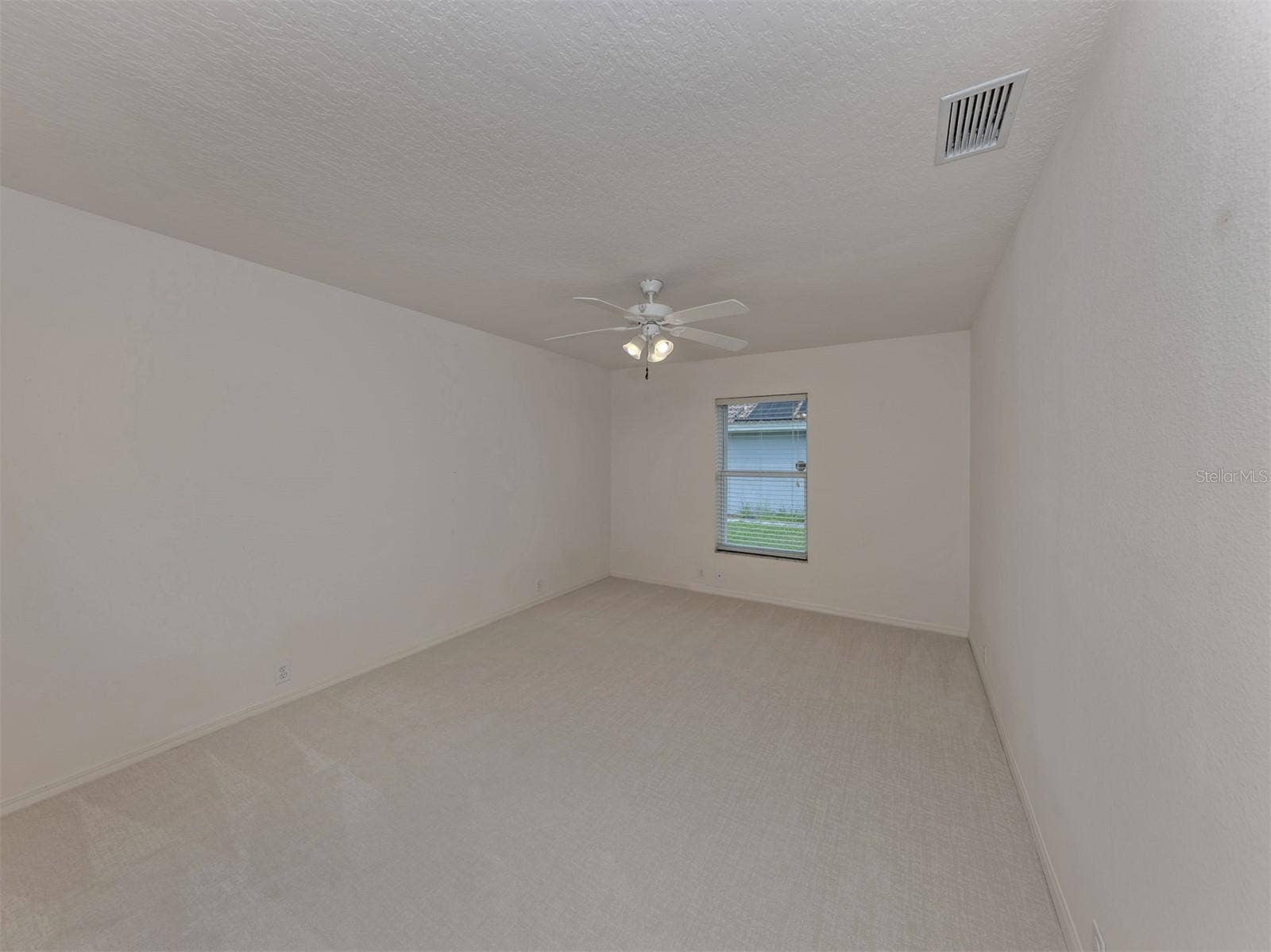 5839 MCKINLEY ROAD, Venice, FL 34293 5839 MCKINLEY ROAD, Venice, FL 34293