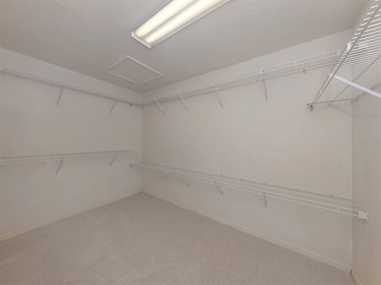 5839 MCKINLEY ROAD, Venice, FL 34293 5839 MCKINLEY ROAD, Venice, FL 34293