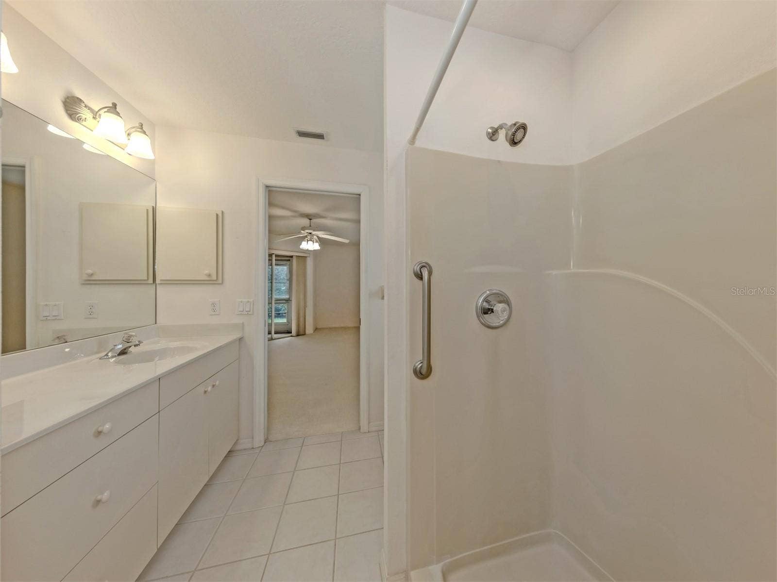 5839 MCKINLEY ROAD, Venice, FL 34293 5839 MCKINLEY ROAD, Venice, FL 34293