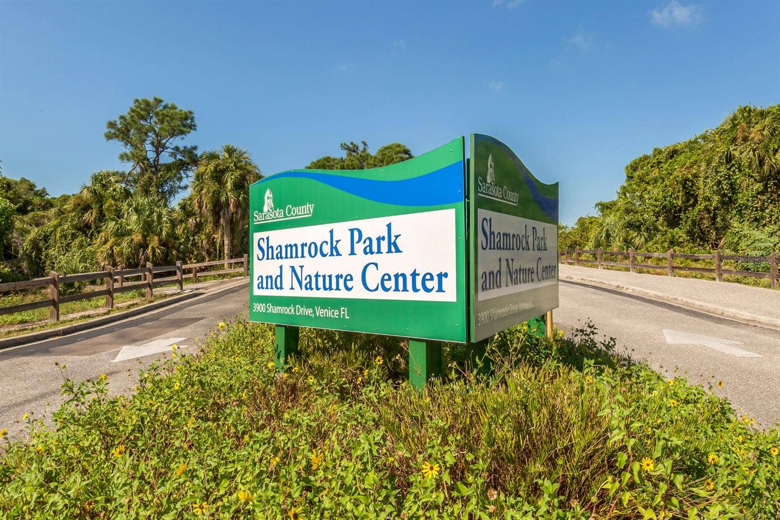 5839 MCKINLEY ROAD, Venice, FL 34293 5839 MCKINLEY ROAD, Venice, FL 34293