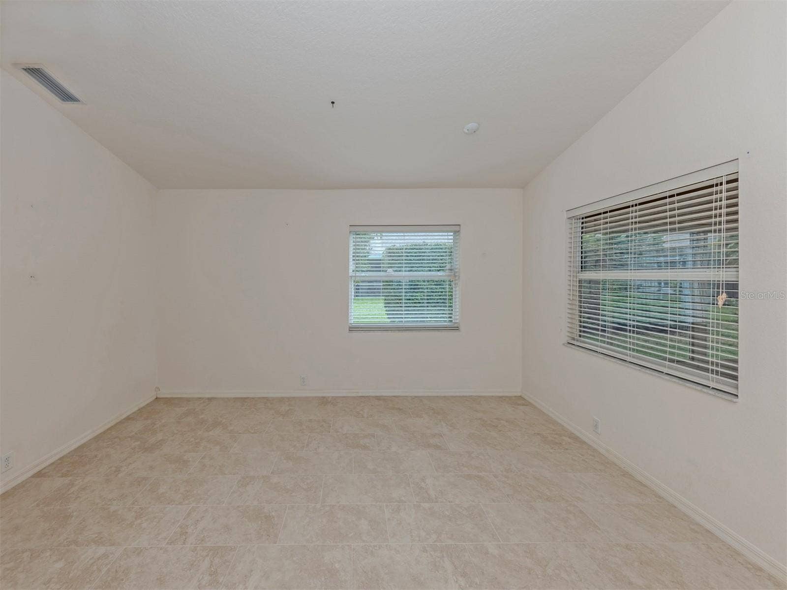 5839 MCKINLEY ROAD, Venice, FL 34293 5839 MCKINLEY ROAD, Venice, FL 34293