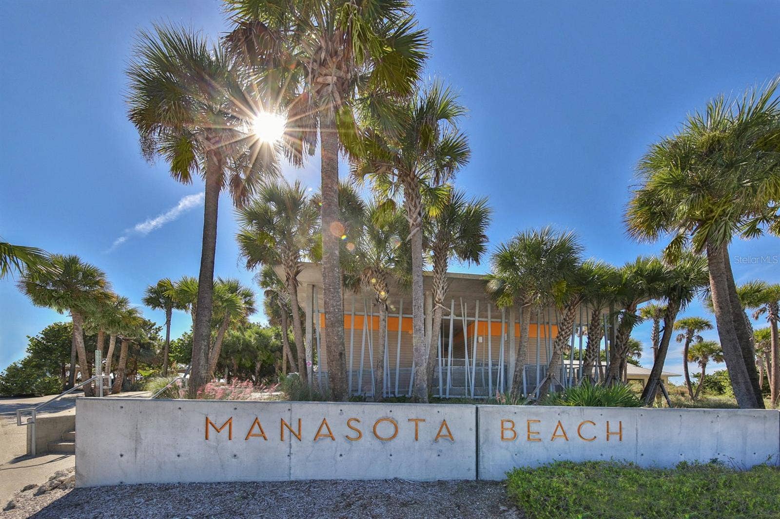 5839 MCKINLEY ROAD, Venice, FL 34293 5839 MCKINLEY ROAD, Venice, FL 34293