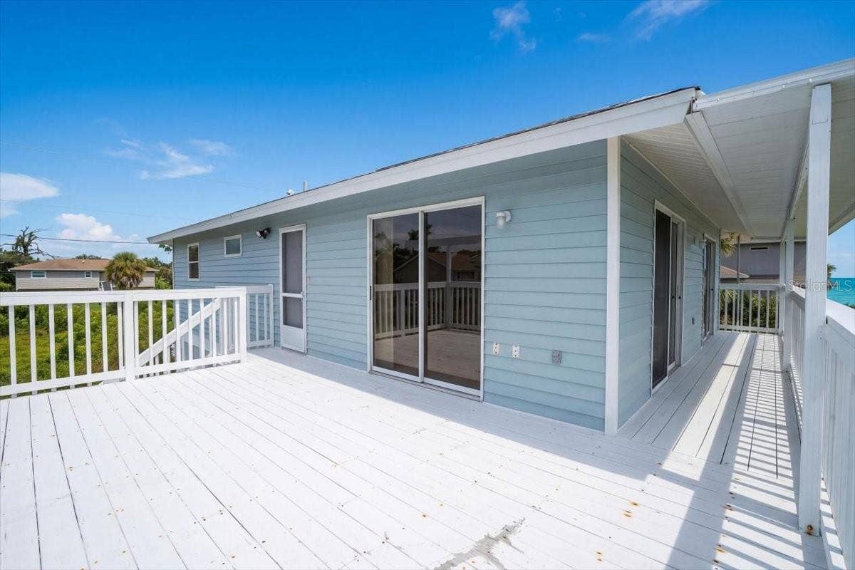 4104 STROMBUS ROAD, Venice, FL 34293 4104 STROMBUS ROAD, Venice, FL 34293