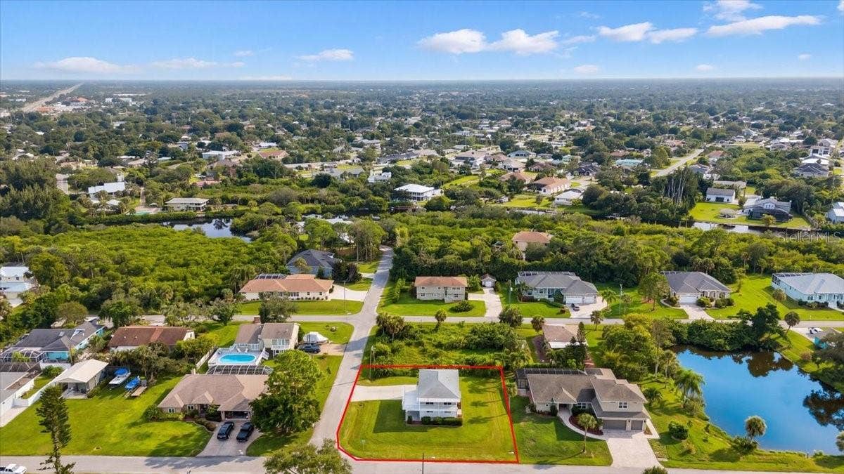 4104 STROMBUS ROAD, Venice, FL 34293 4104 STROMBUS ROAD, Venice, FL 34293