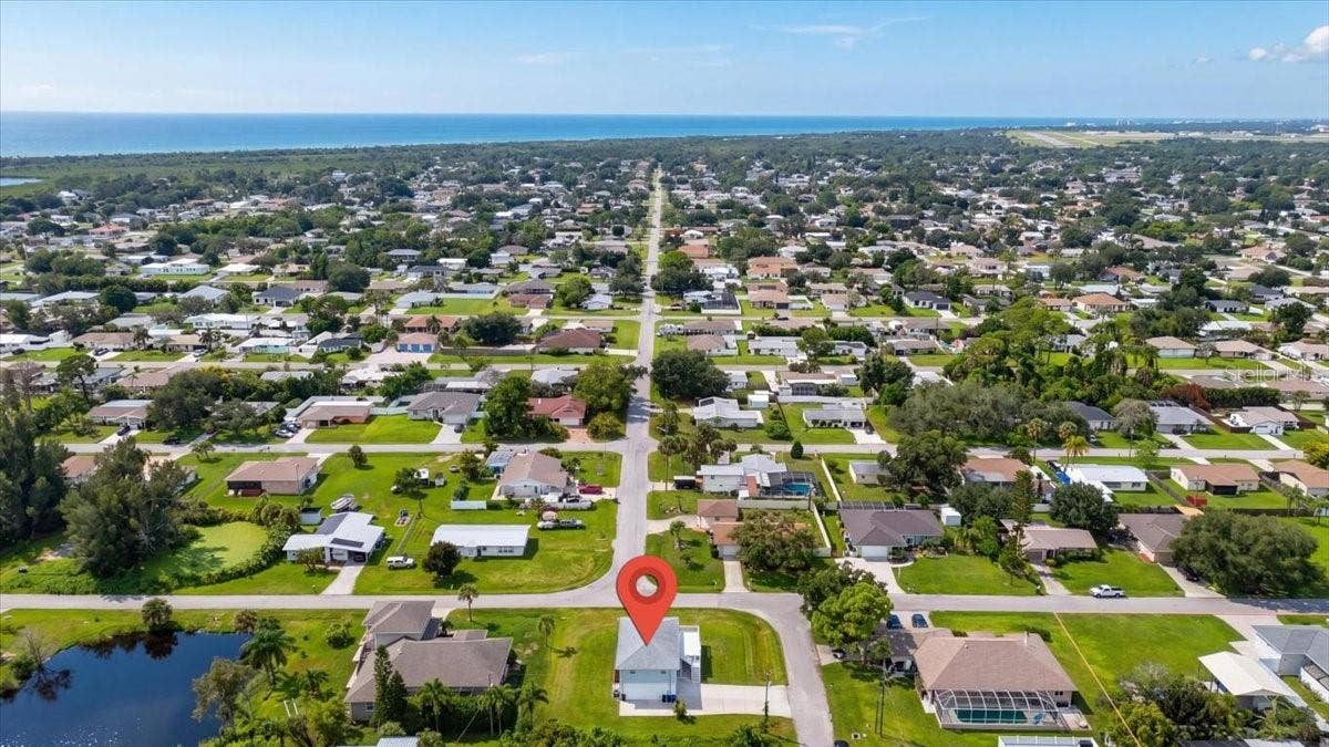 4104 STROMBUS ROAD, Venice, FL 34293 4104 STROMBUS ROAD, Venice, FL 34293