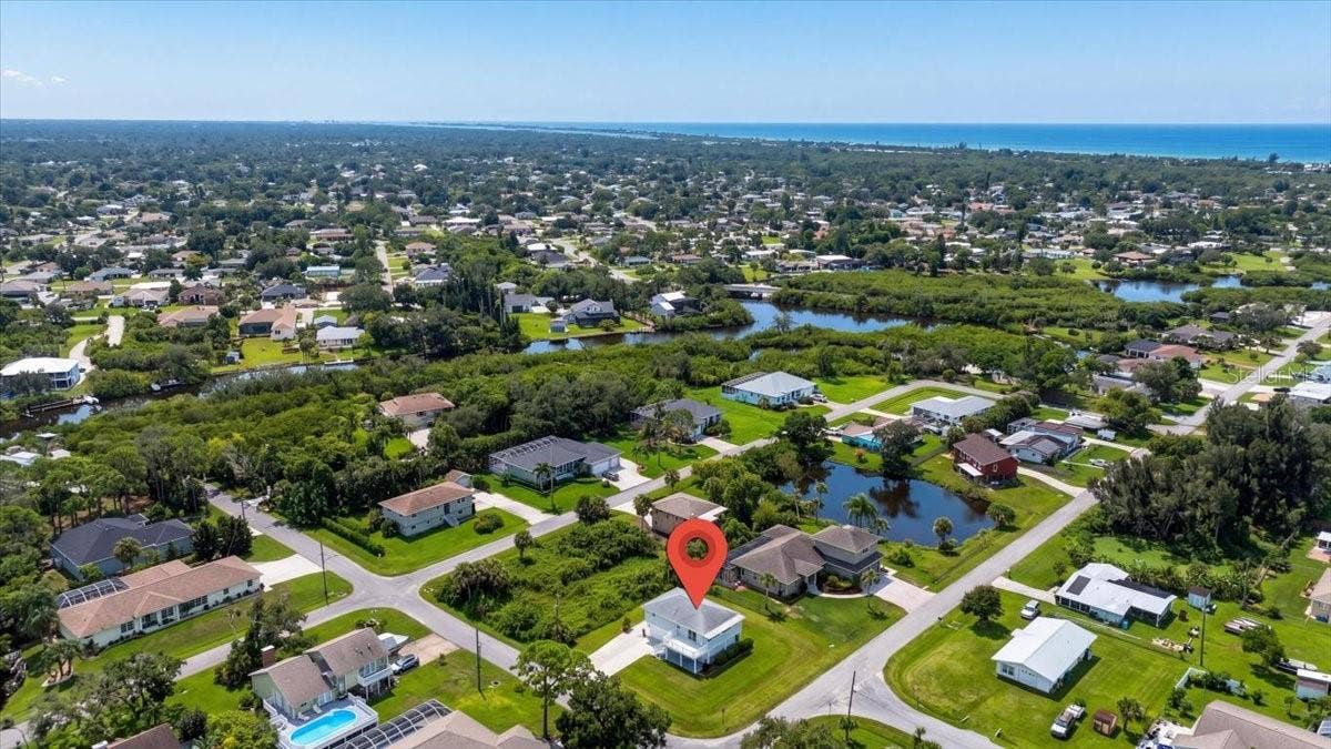 4104 STROMBUS ROAD, Venice, FL 34293 4104 STROMBUS ROAD, Venice, FL 34293