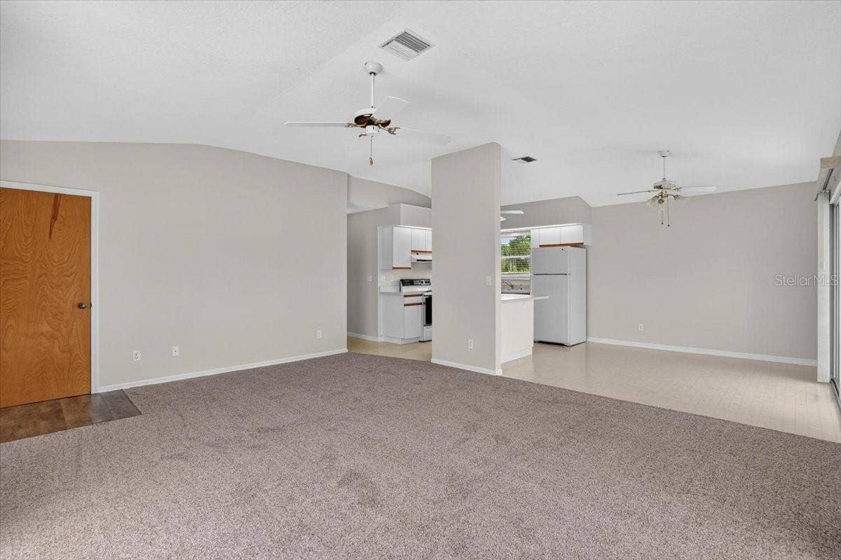4104 STROMBUS ROAD, Venice, FL 34293 4104 STROMBUS ROAD, Venice, FL 34293