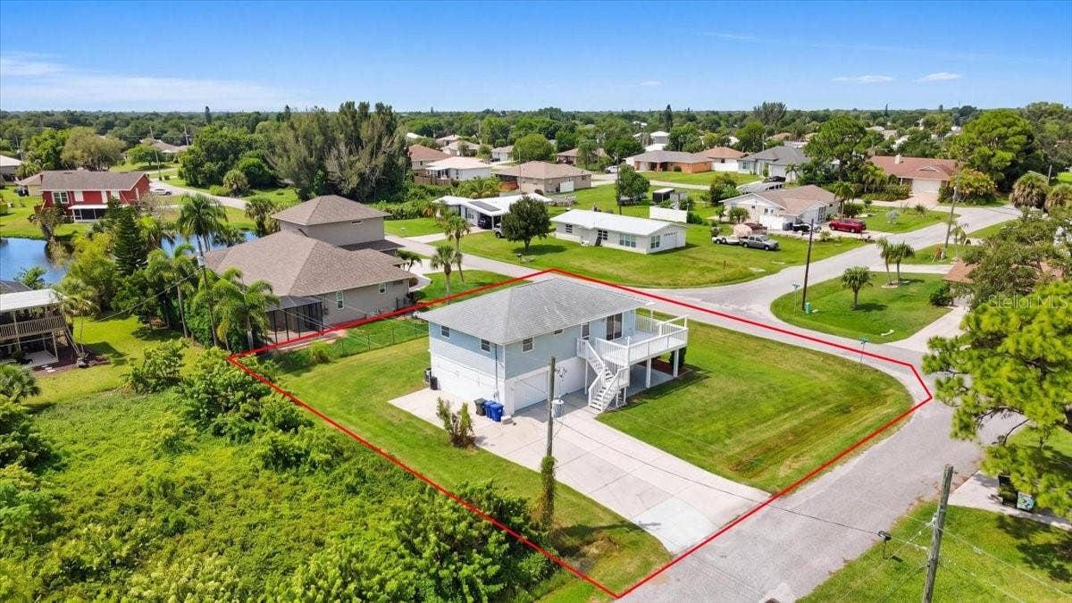 4104 STROMBUS ROAD, Venice, FL 34293 4104 STROMBUS ROAD, Venice, FL 34293