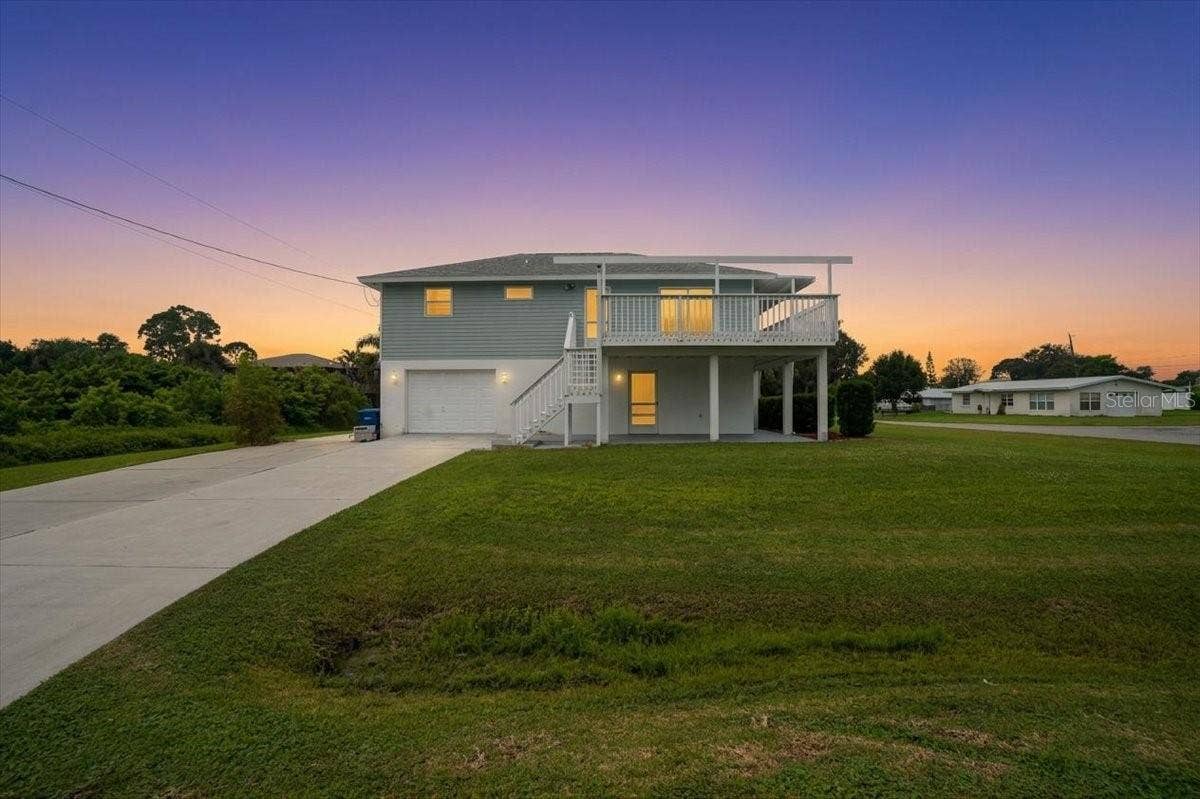 4104 STROMBUS ROAD, Venice, FL 34293 4104 STROMBUS ROAD, Venice, FL 34293