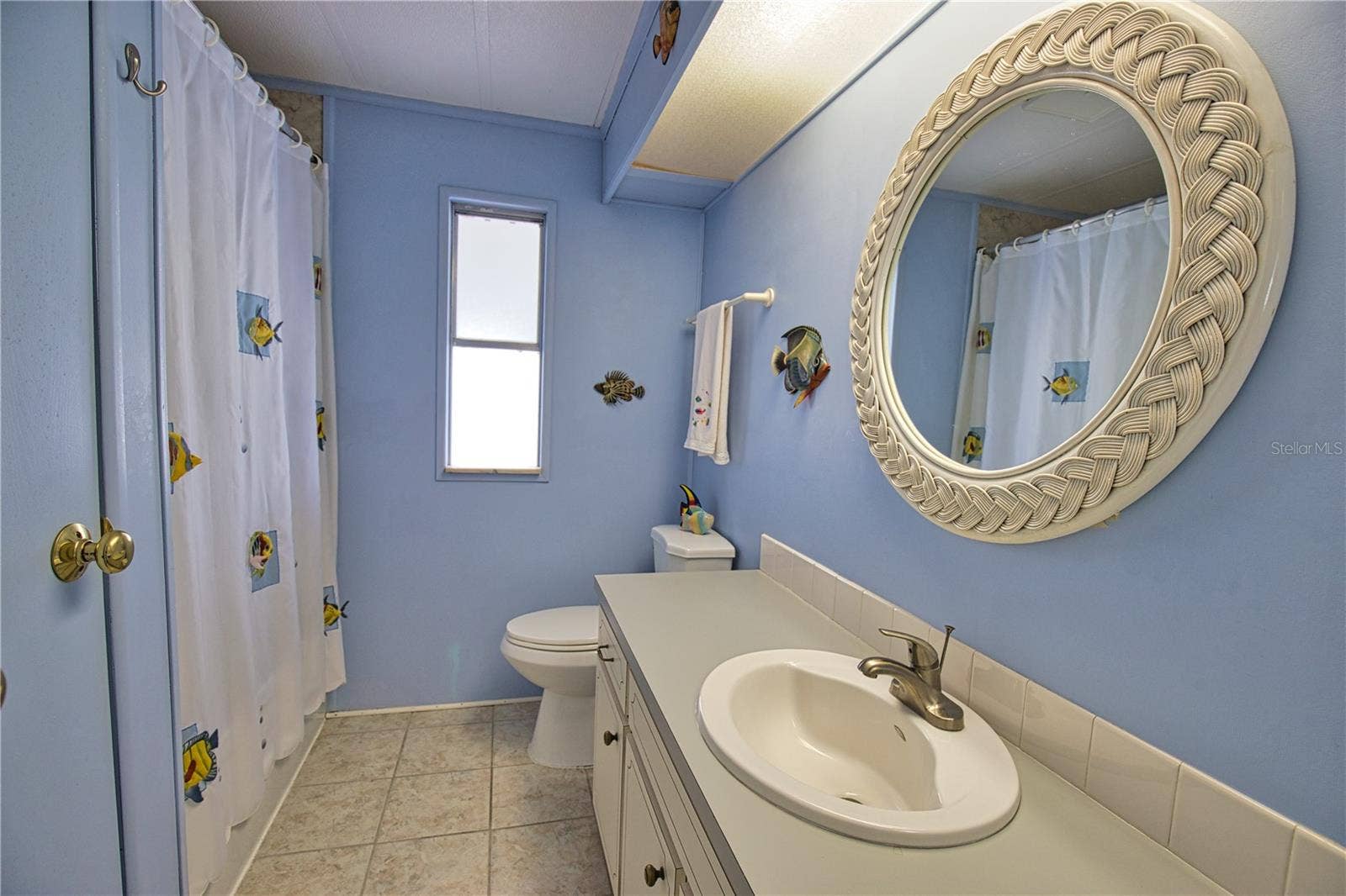 236 N FIJI CIRCLE, Englewood, FL 34223 236 N FIJI CIRCLE, Englewood, FL 34223