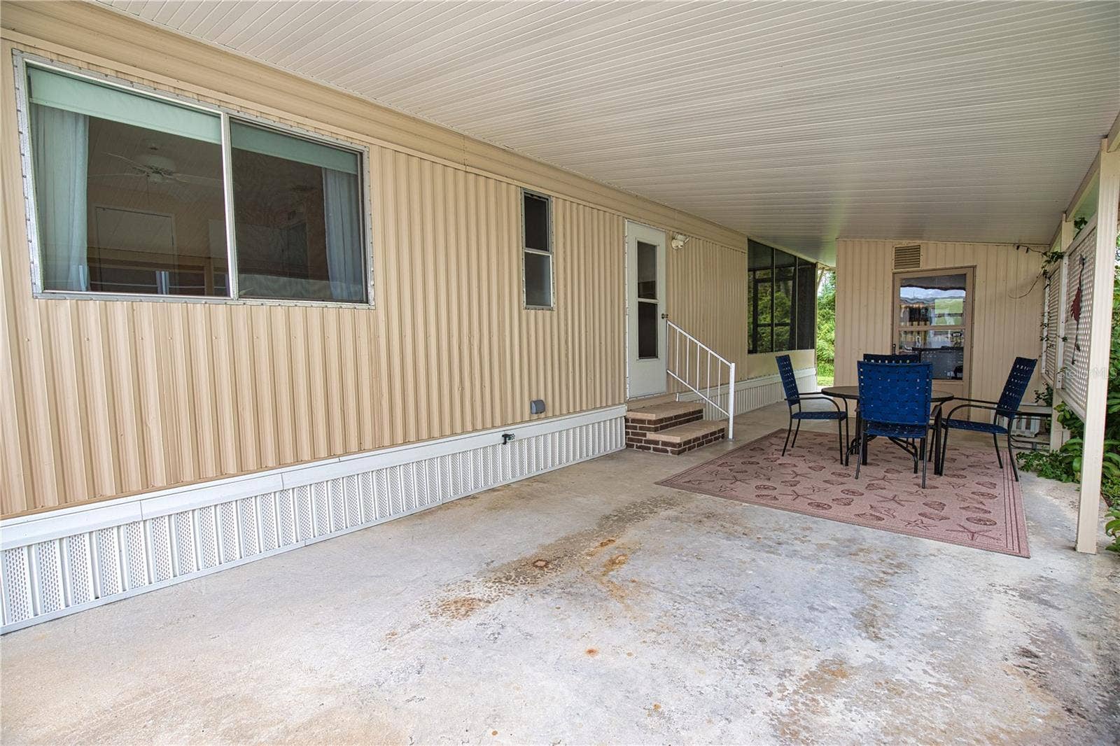 236 N FIJI CIRCLE, Englewood, FL 34223 236 N FIJI CIRCLE, Englewood, FL 34223