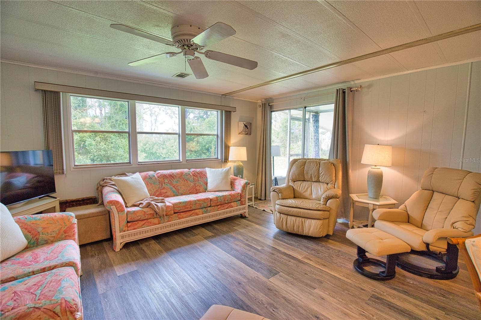 236 N FIJI CIRCLE, Englewood, FL 34223 236 N FIJI CIRCLE, Englewood, FL 34223