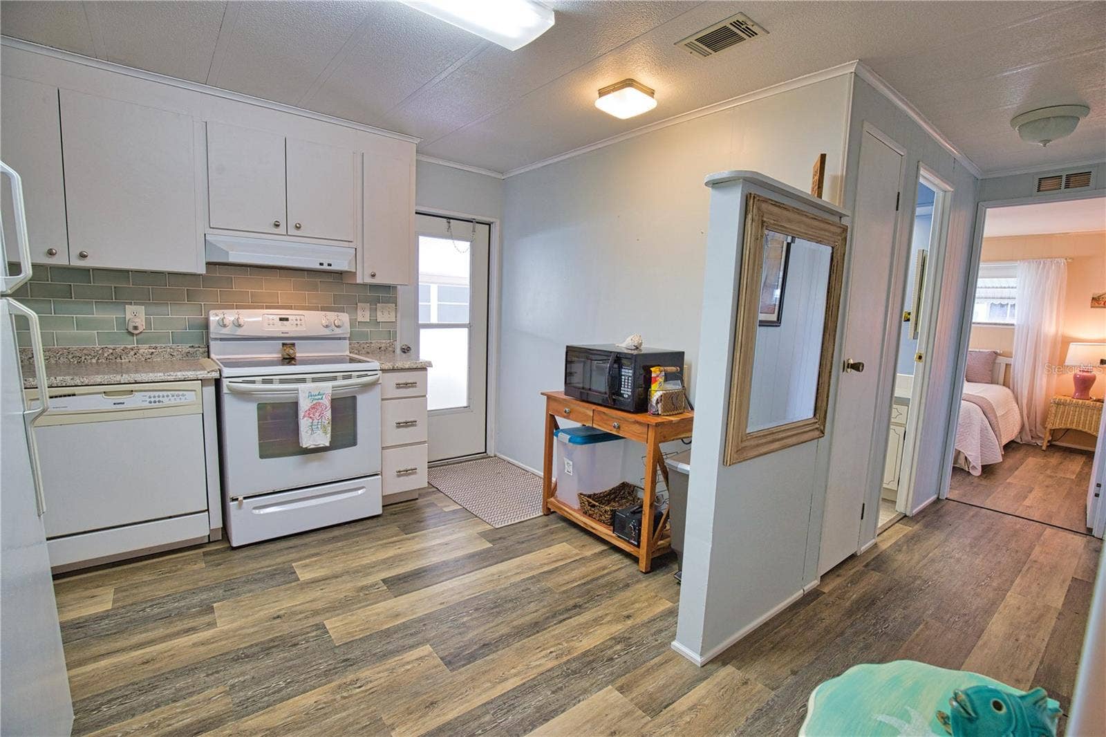 236 N FIJI CIRCLE, Englewood, FL 34223 236 N FIJI CIRCLE, Englewood, FL 34223