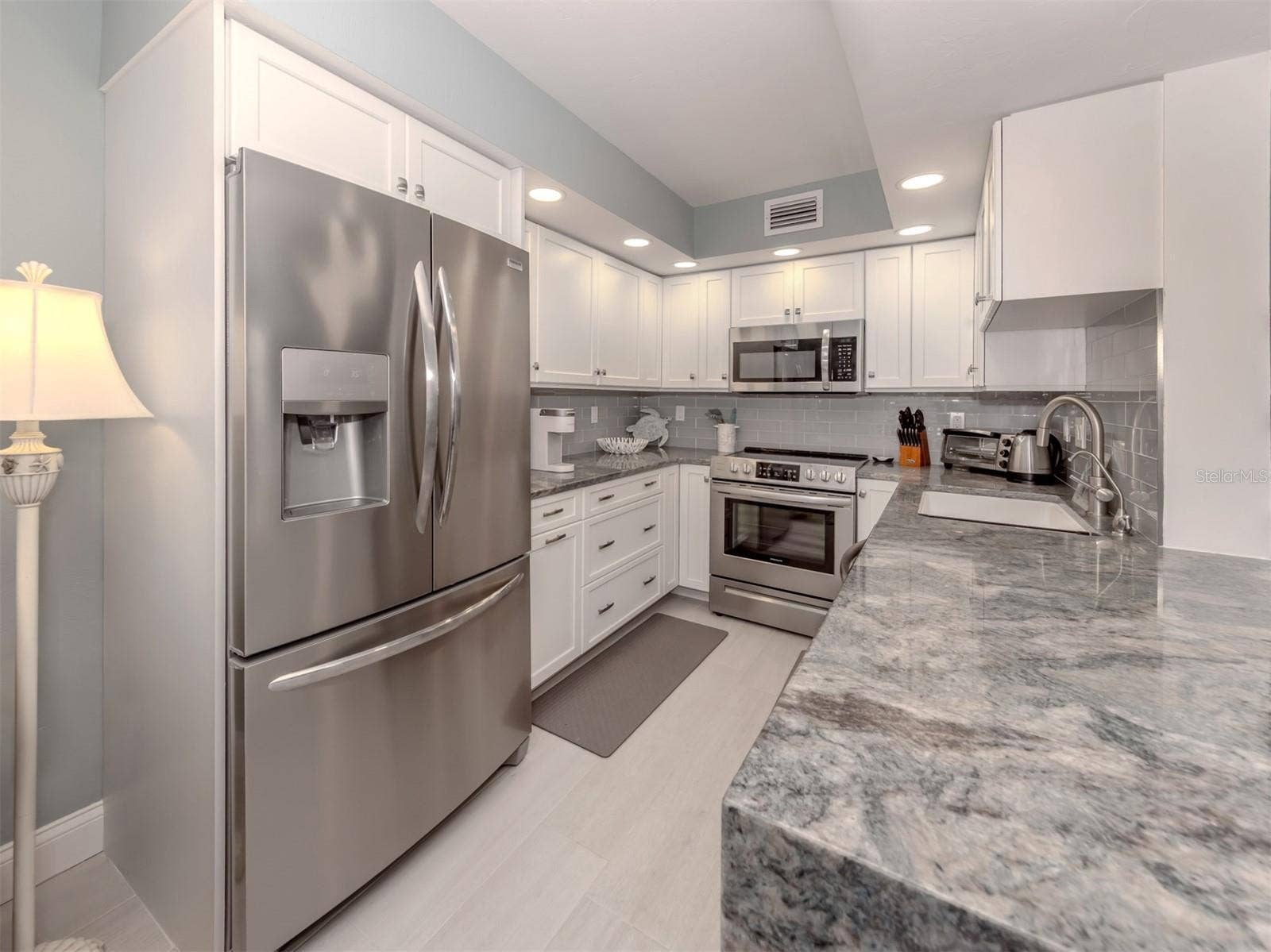 1555 TARPON CENTER DRIVE, #247, Venice, FL 34285