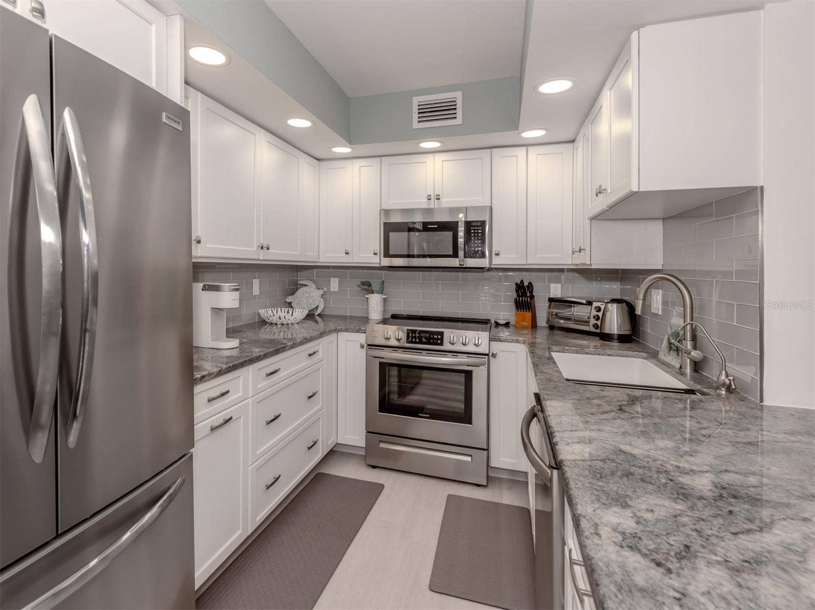 1555 TARPON CENTER DRIVE, #247, Venice, FL 34285