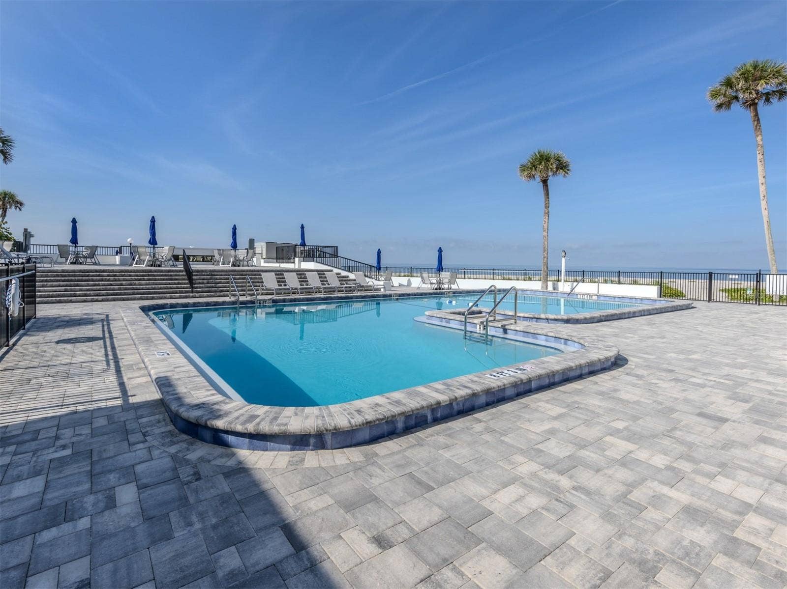 1555 TARPON CENTER DRIVE, #140, Venice, FL 34285