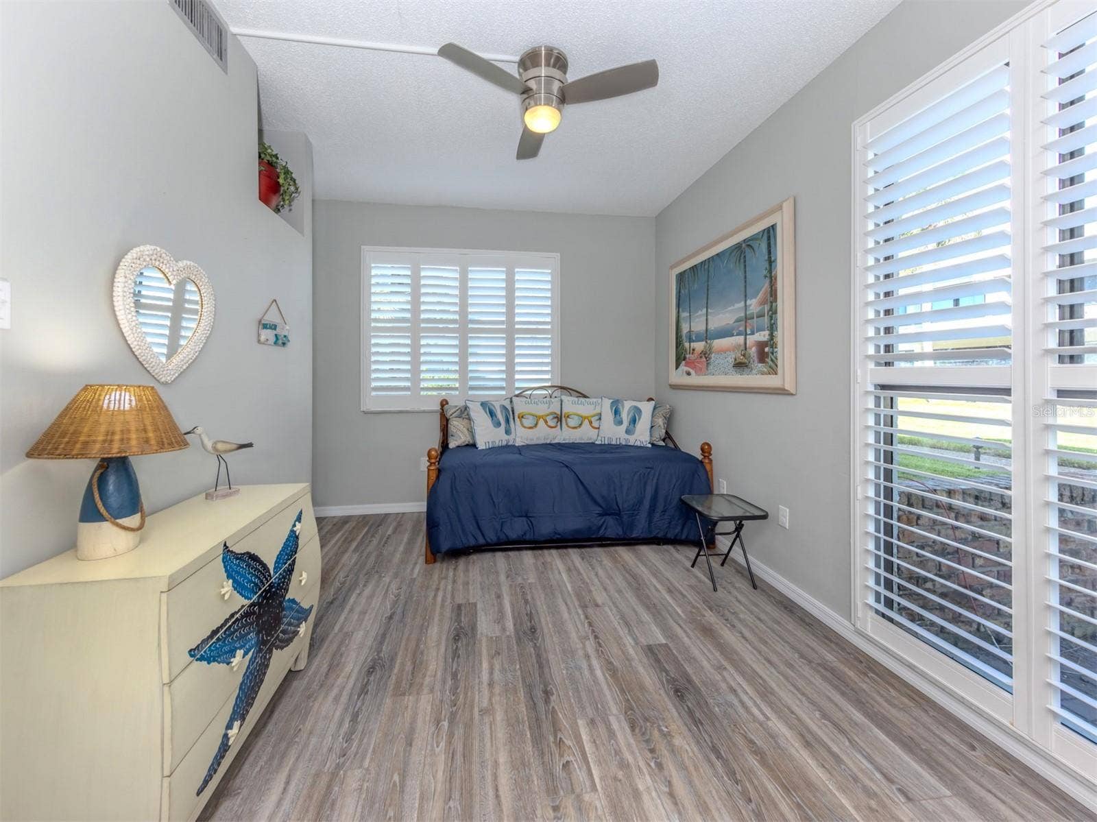 1555 TARPON CENTER DRIVE, #140, Venice, FL 34285