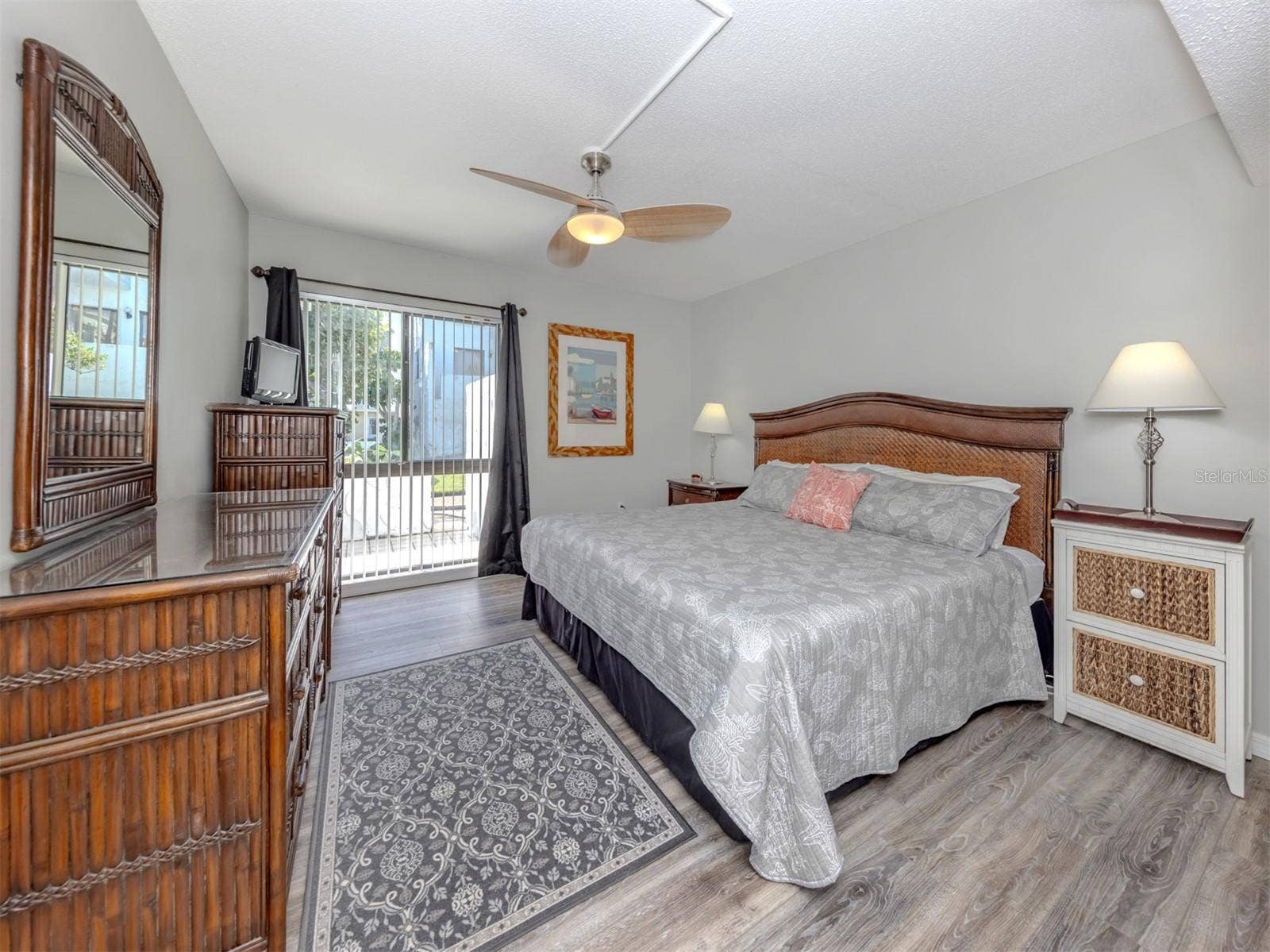 1555 TARPON CENTER DRIVE, #140, Venice, FL 34285