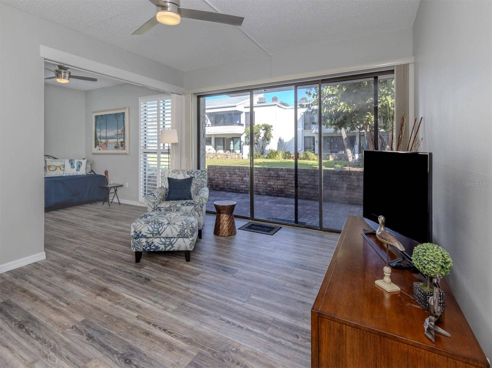 1555 TARPON CENTER DRIVE, #140, Venice, FL 34285