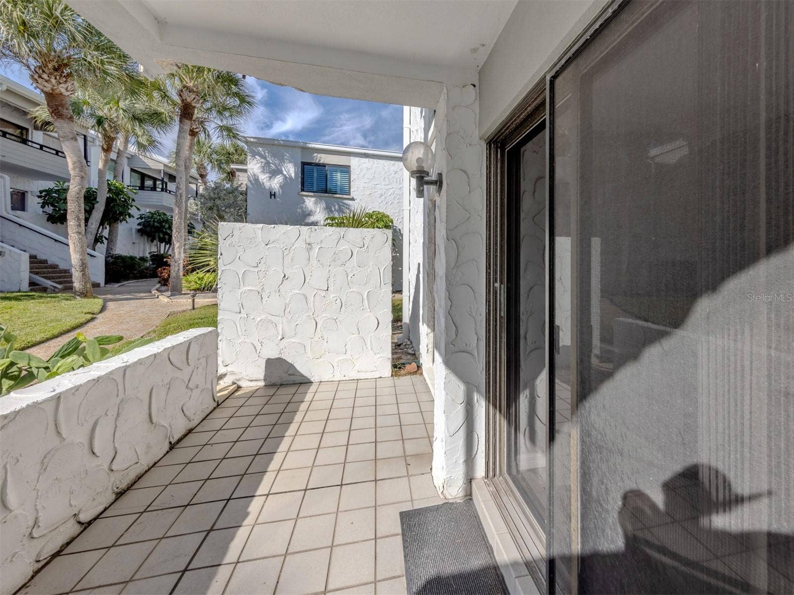 1555 TARPON CENTER DRIVE, #140, Venice, FL 34285