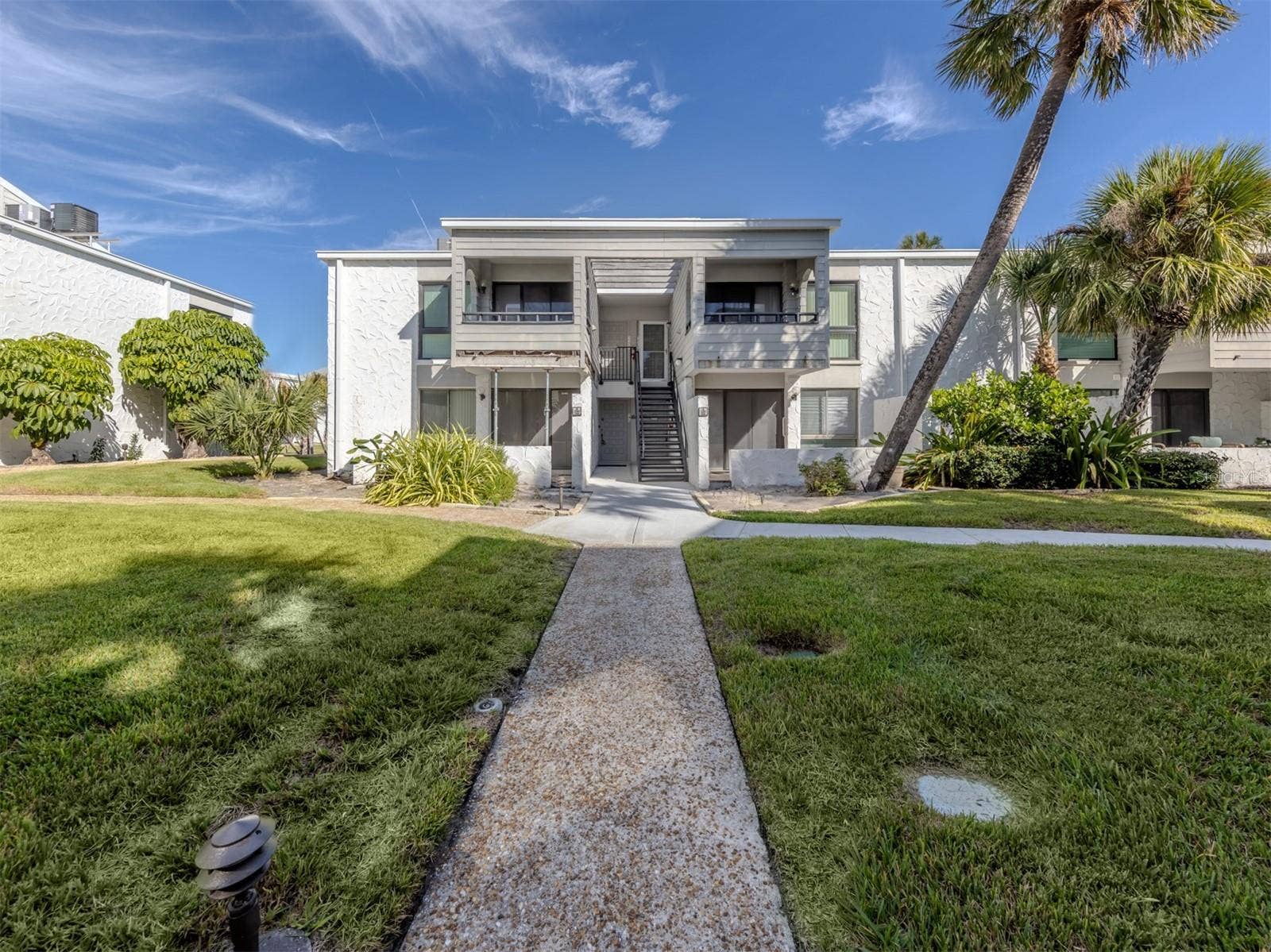 1555 TARPON CENTER DRIVE, #140, Venice, FL 34285